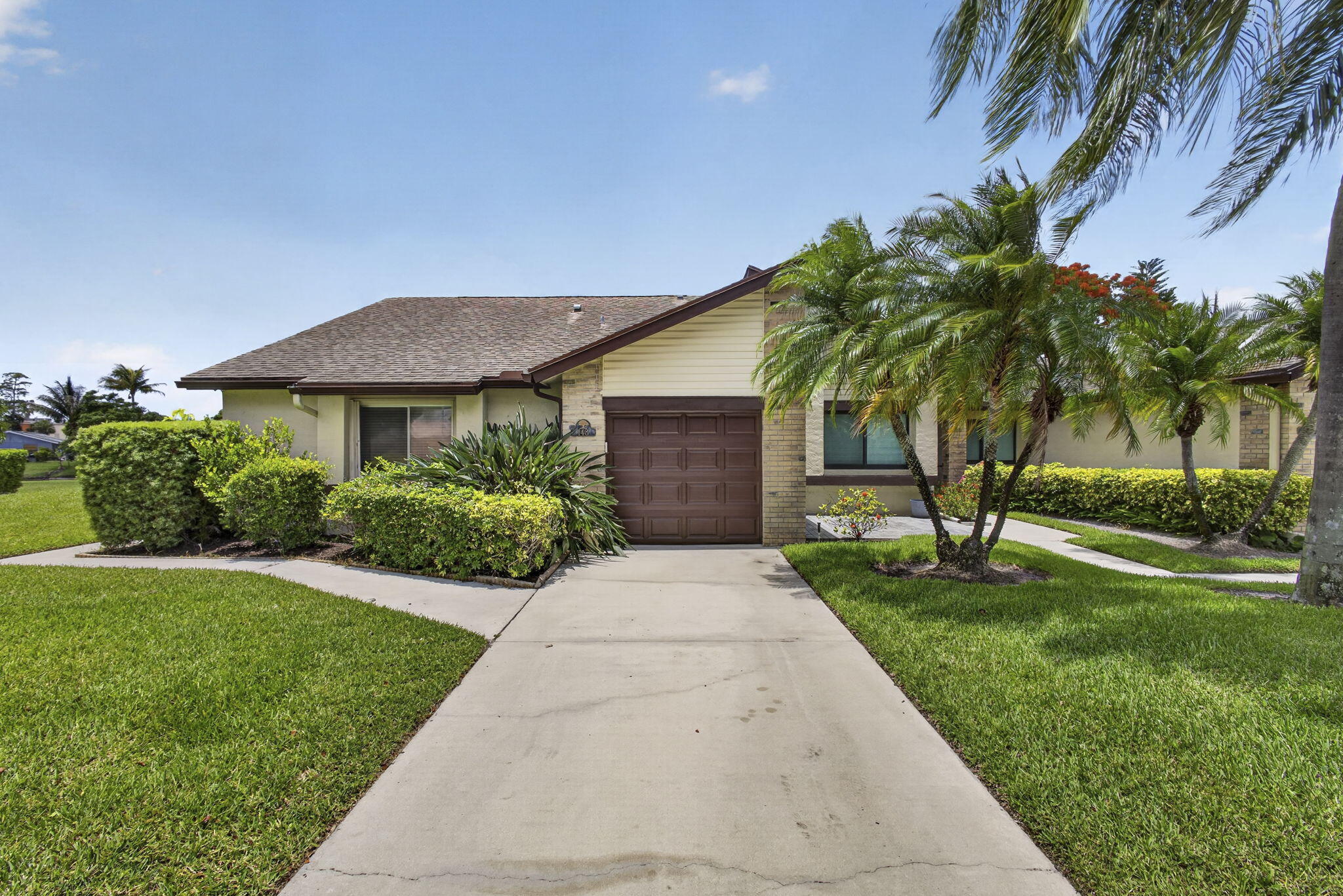 VILLAGE WALK - Residential