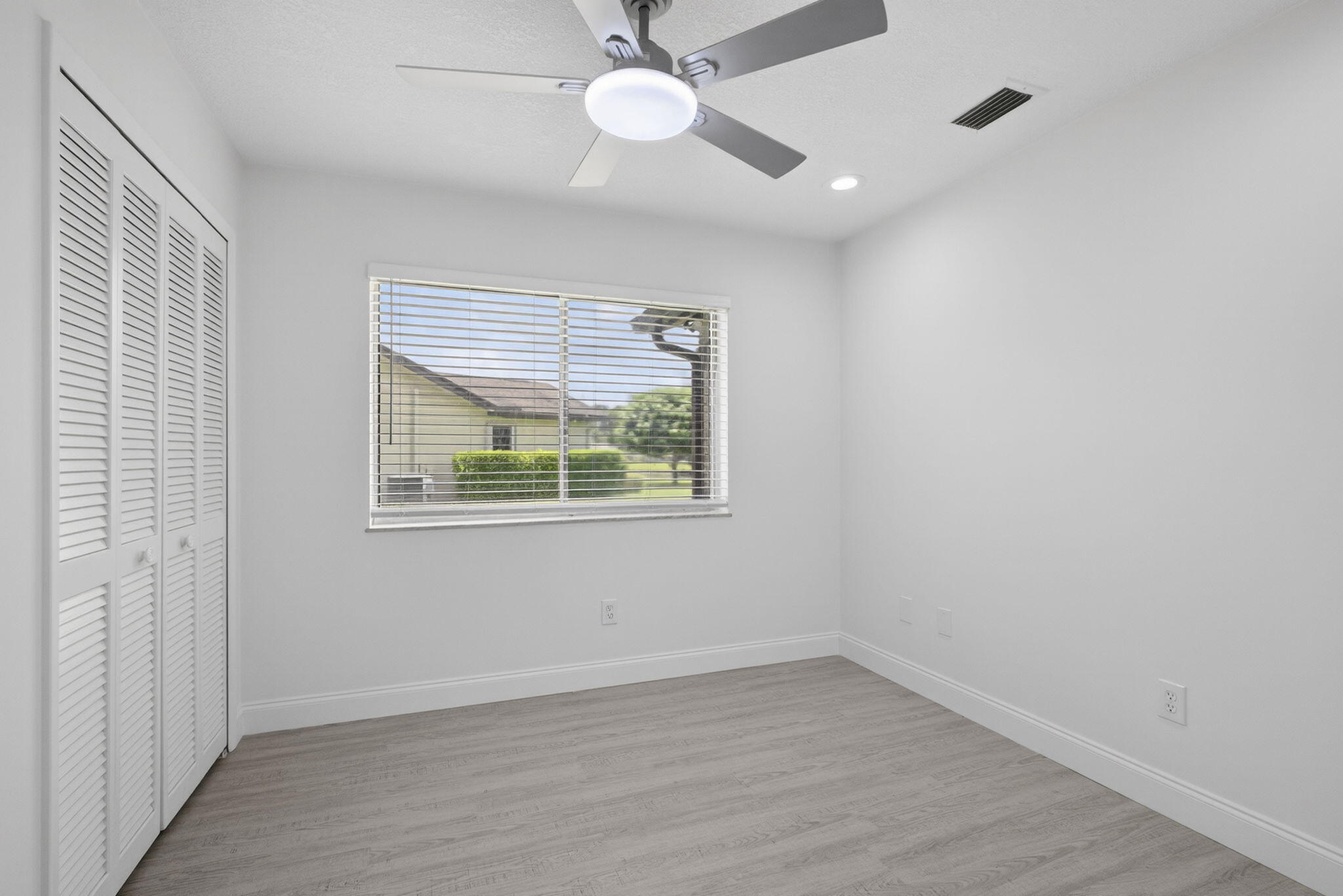VILLAGE WALK - Residential