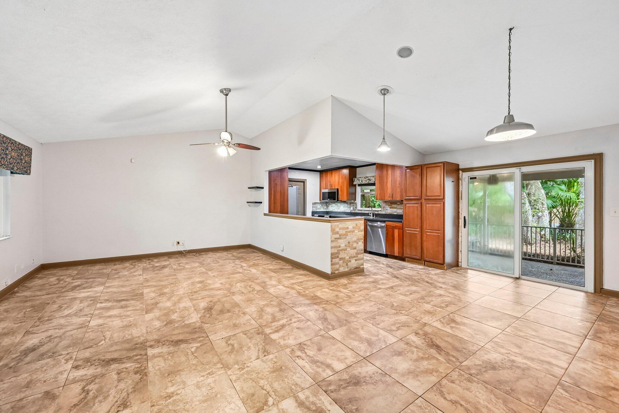 HARBOR ESTATES - Residential