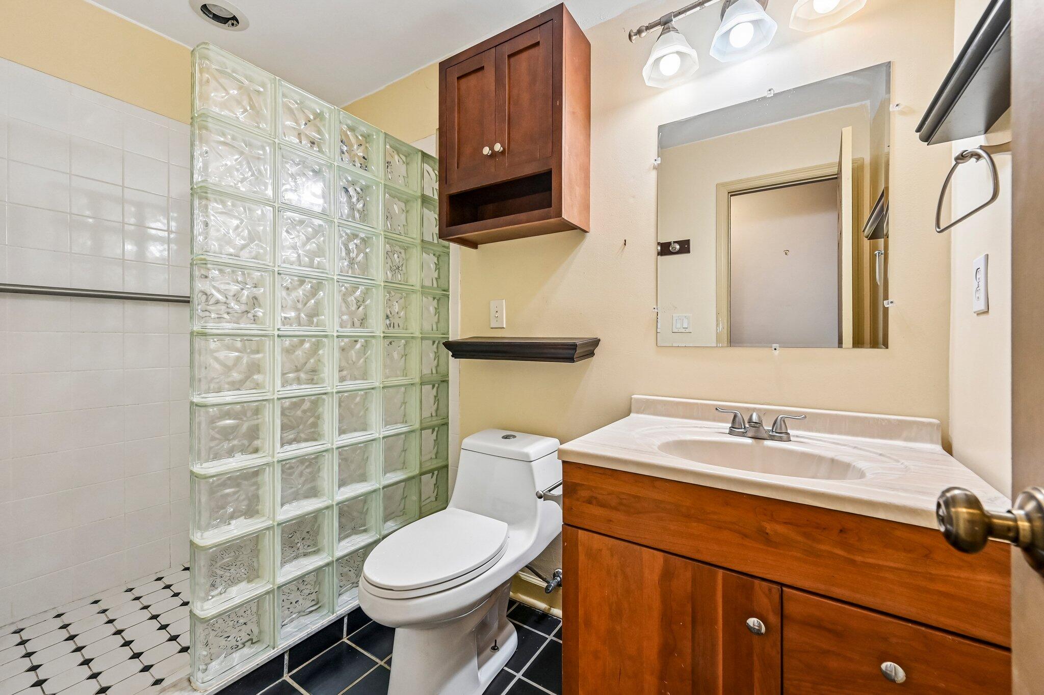 HARBOR ESTATES - Residential