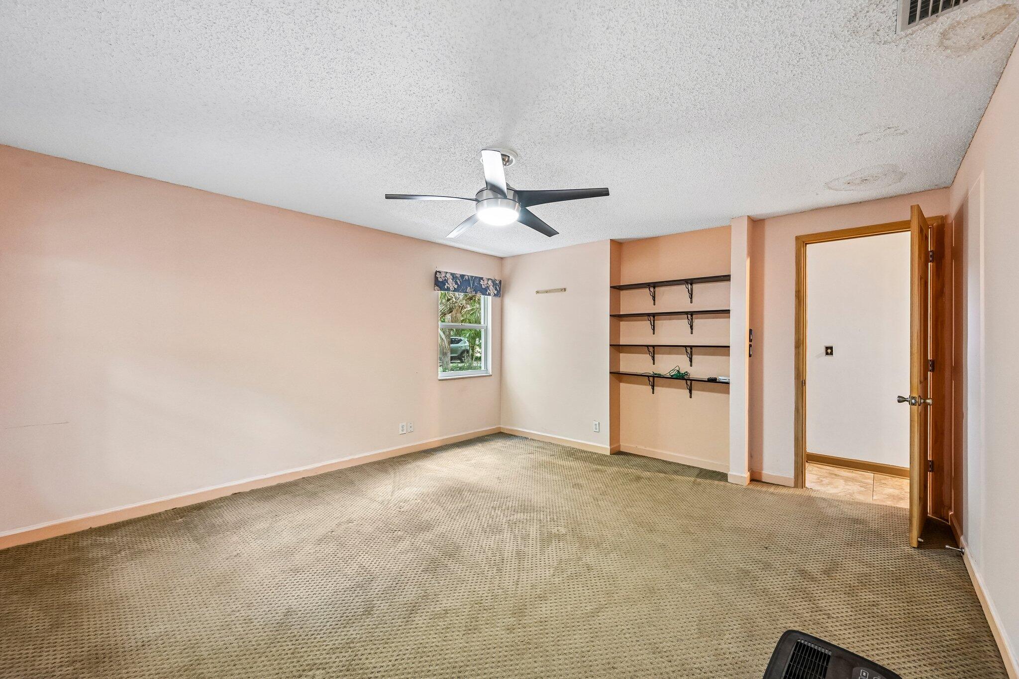 HARBOR ESTATES - Residential
