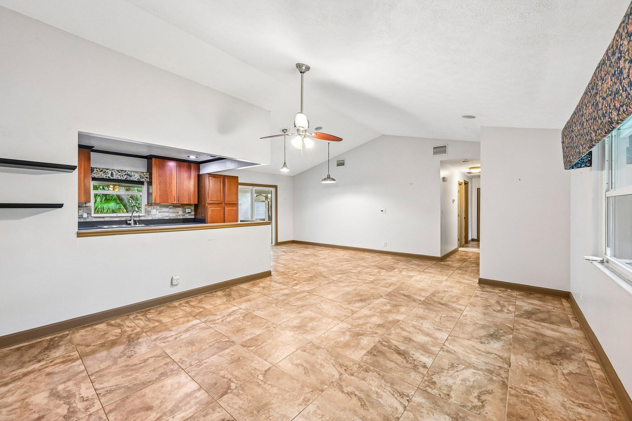 HARBOR ESTATES - Residential