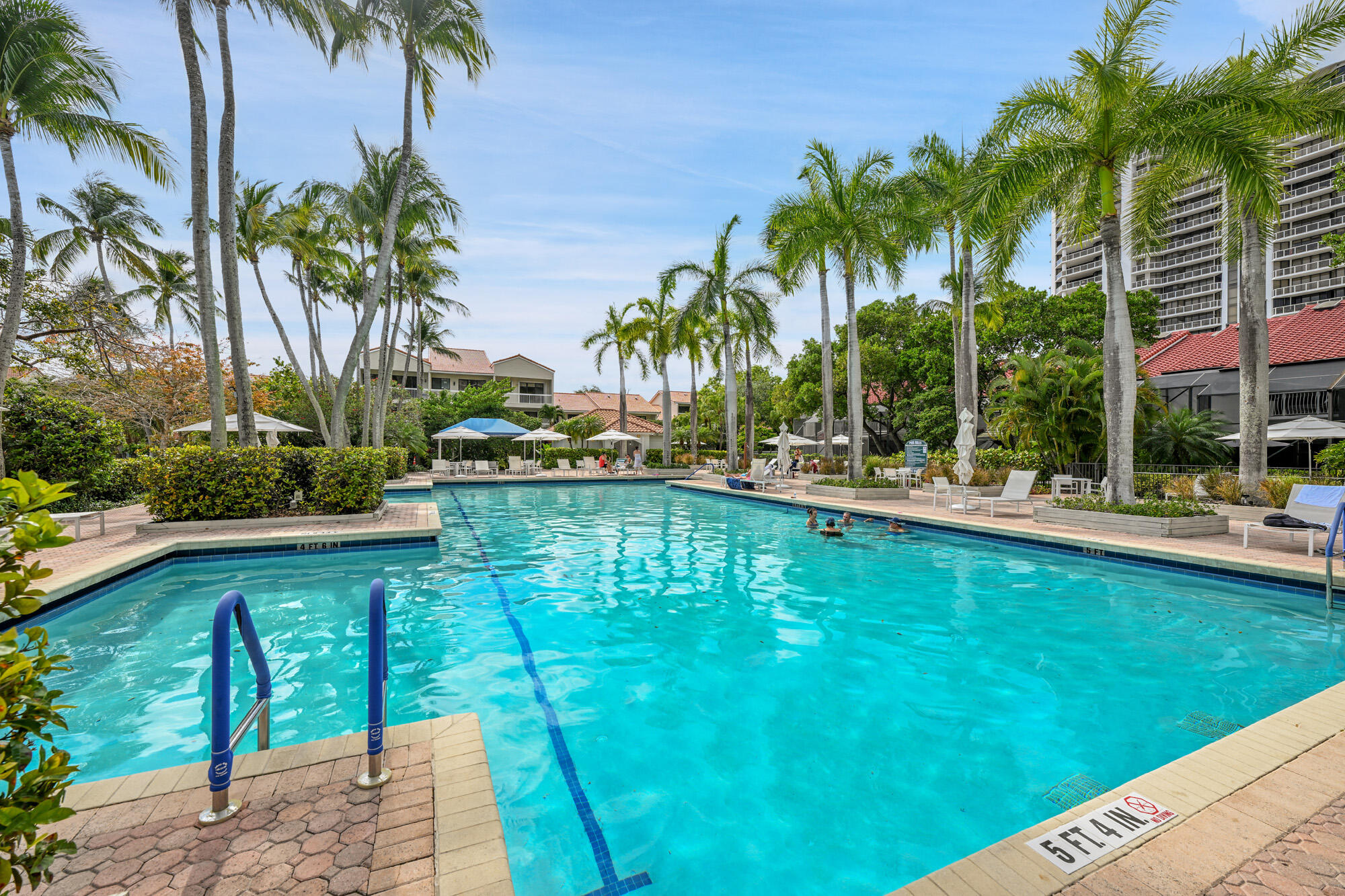 HARBORSIDE AT THE WATERWAYS CONDO - Residential