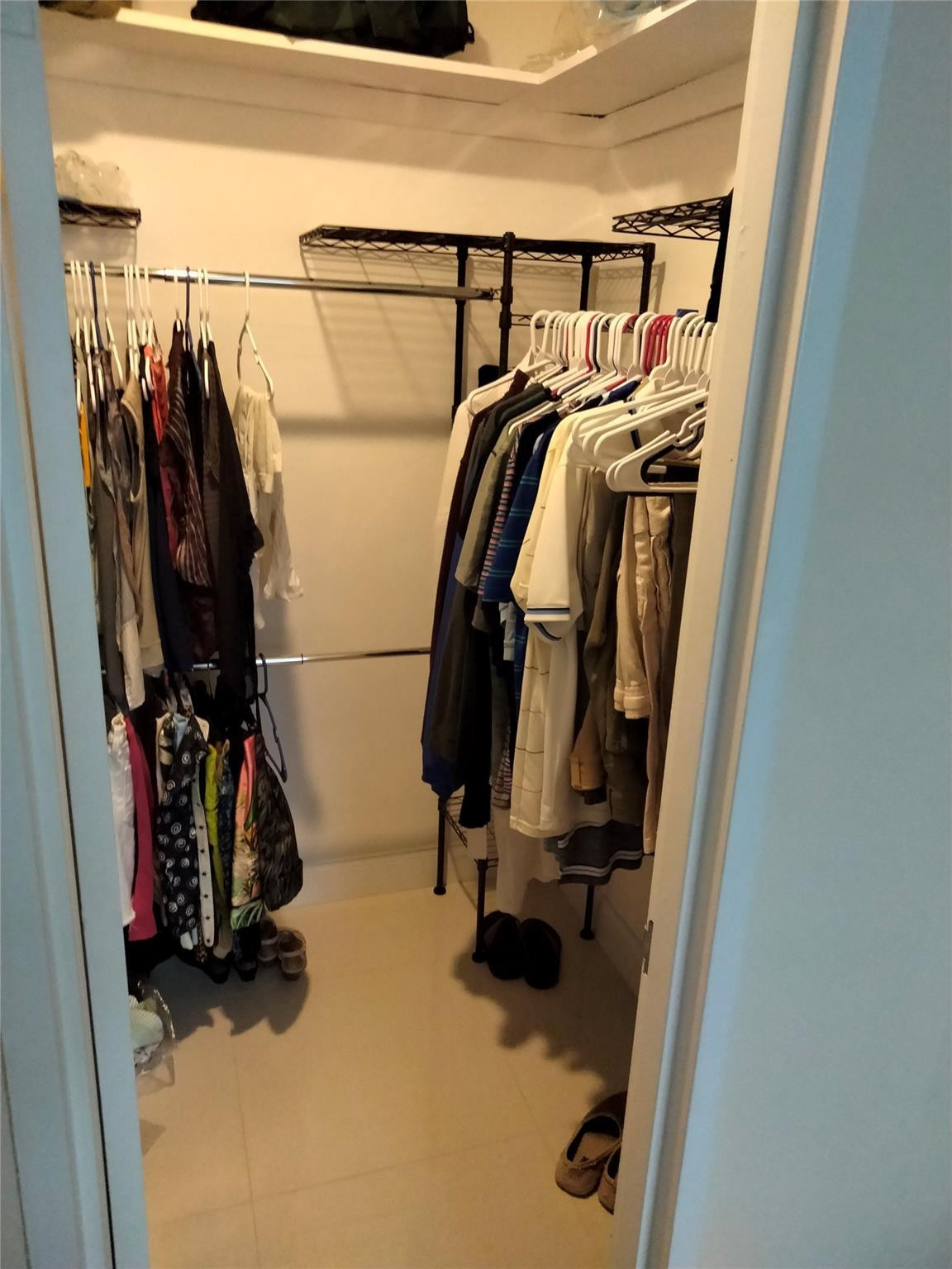 GALT TOWERS CONDO - Residential Lease
