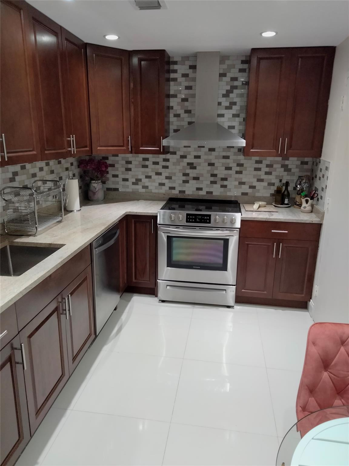 GALT TOWERS CONDO - Residential Lease