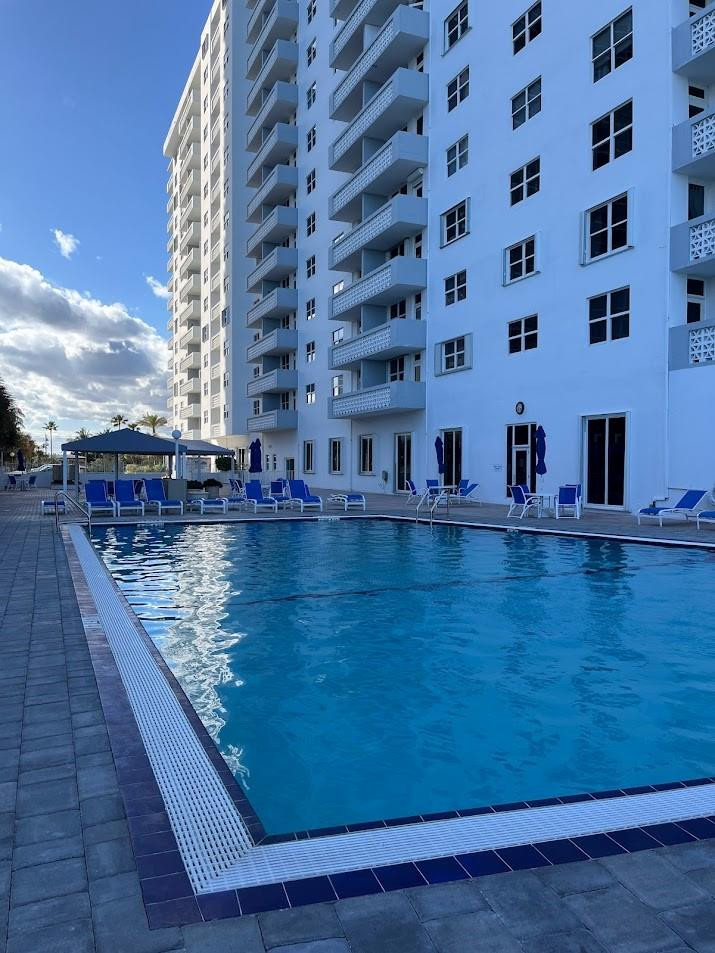 GALT TOWERS CONDO - Residential Lease