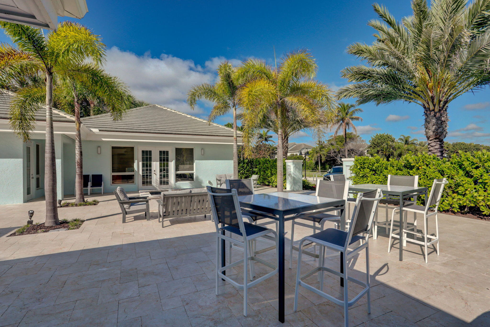 SEA COLONY 1 - Residential