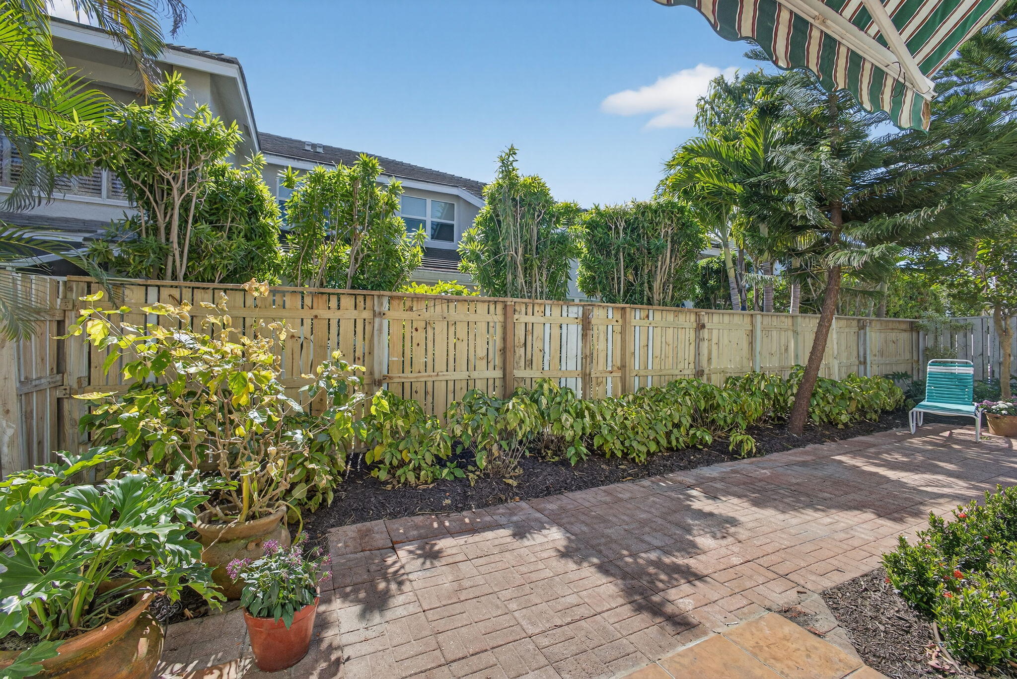 SEA COLONY 1 - Residential