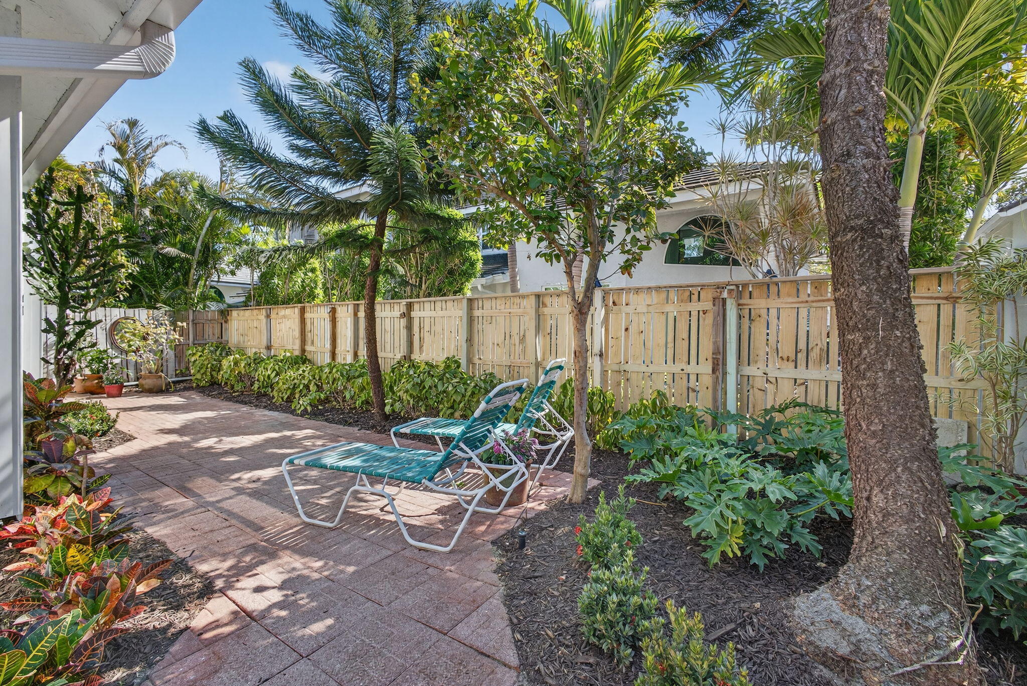 SEA COLONY 1 - Residential