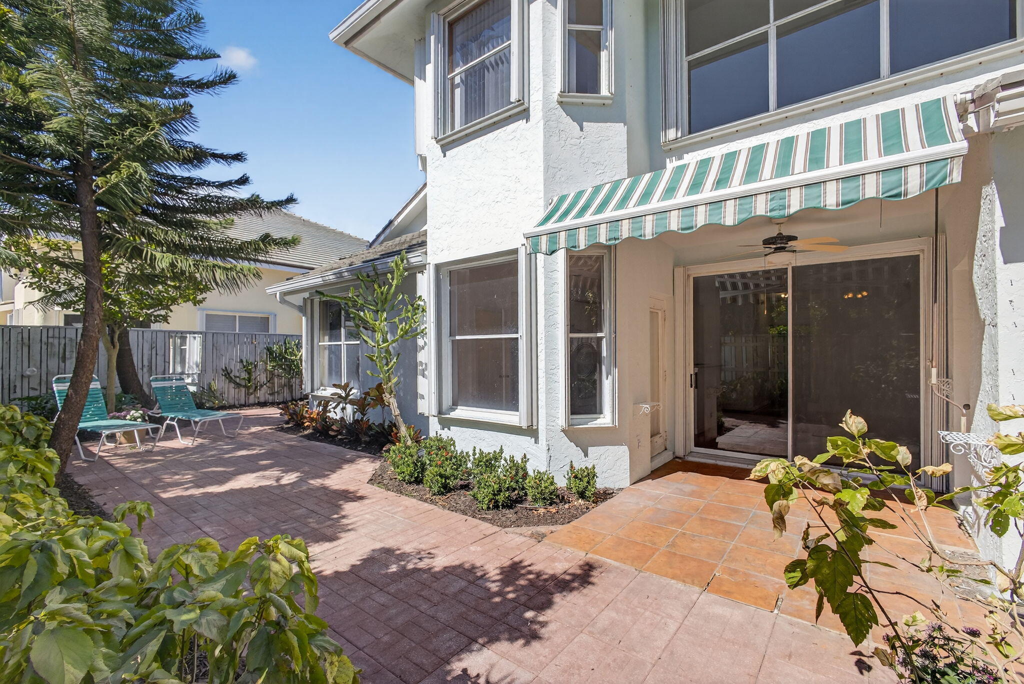 SEA COLONY 1 - Residential