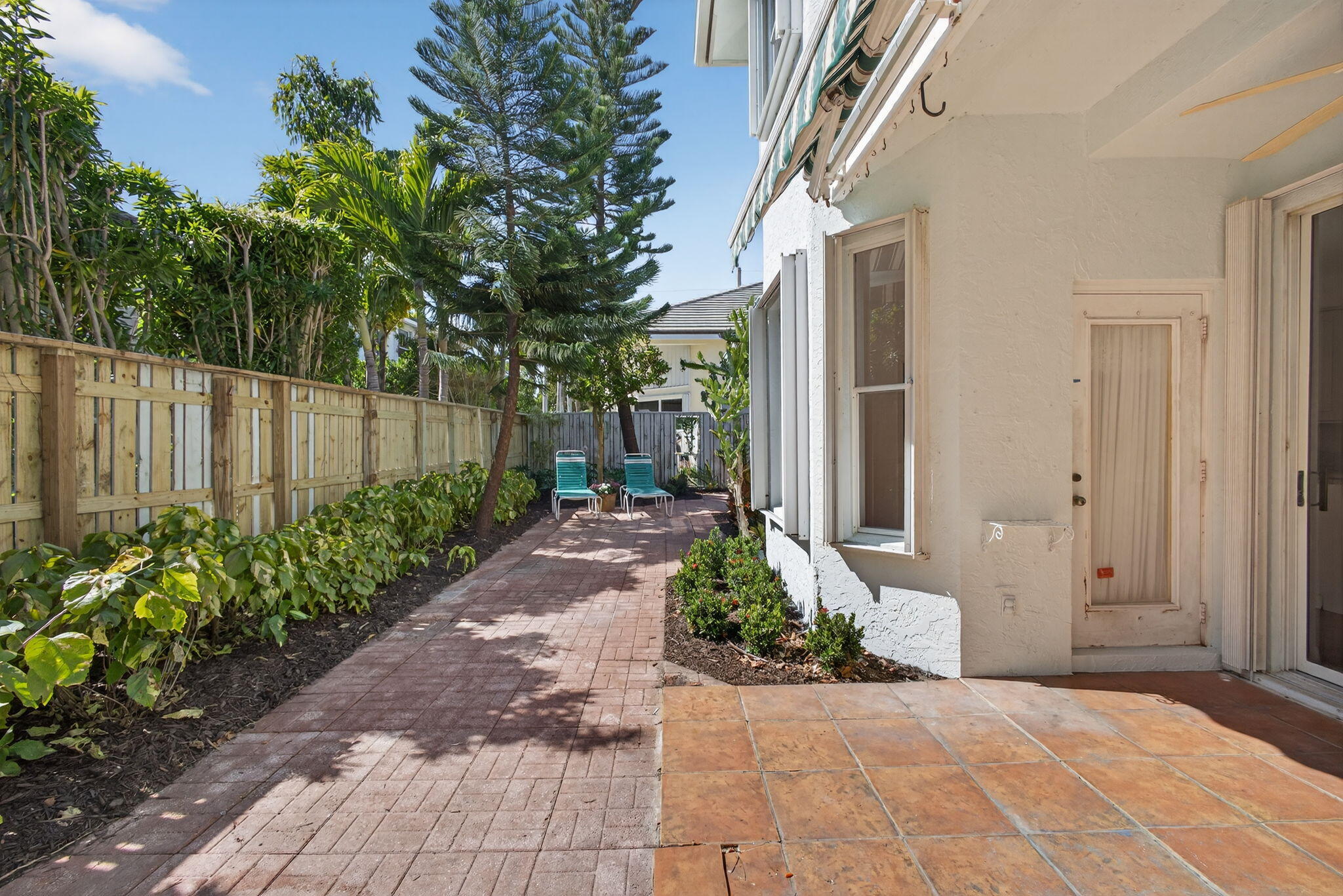 SEA COLONY 1 - Residential
