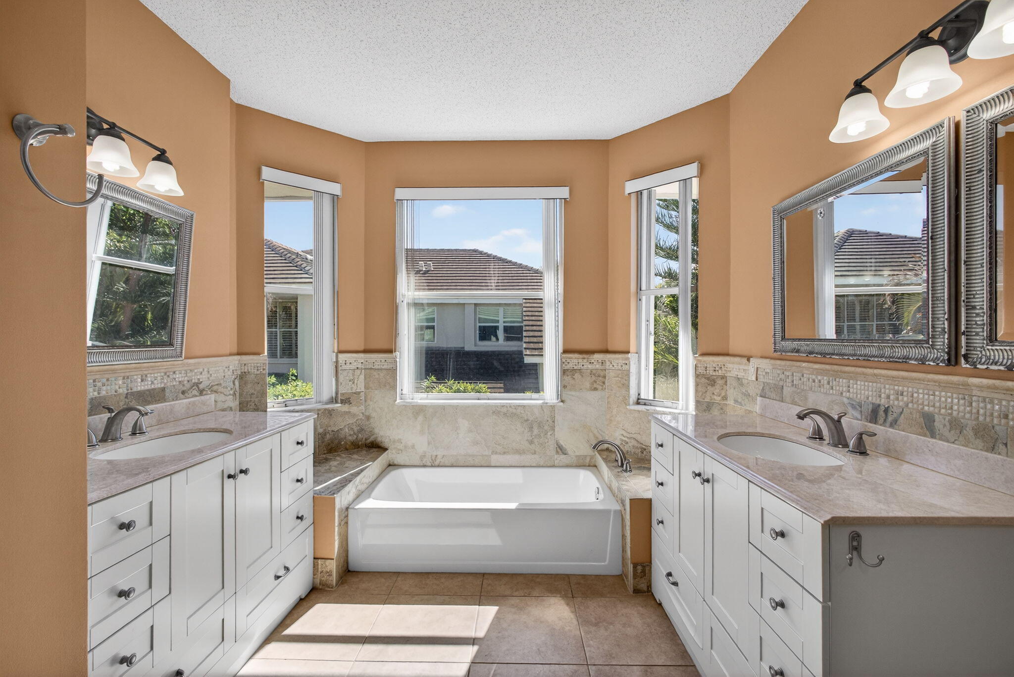 SEA COLONY 1 - Residential