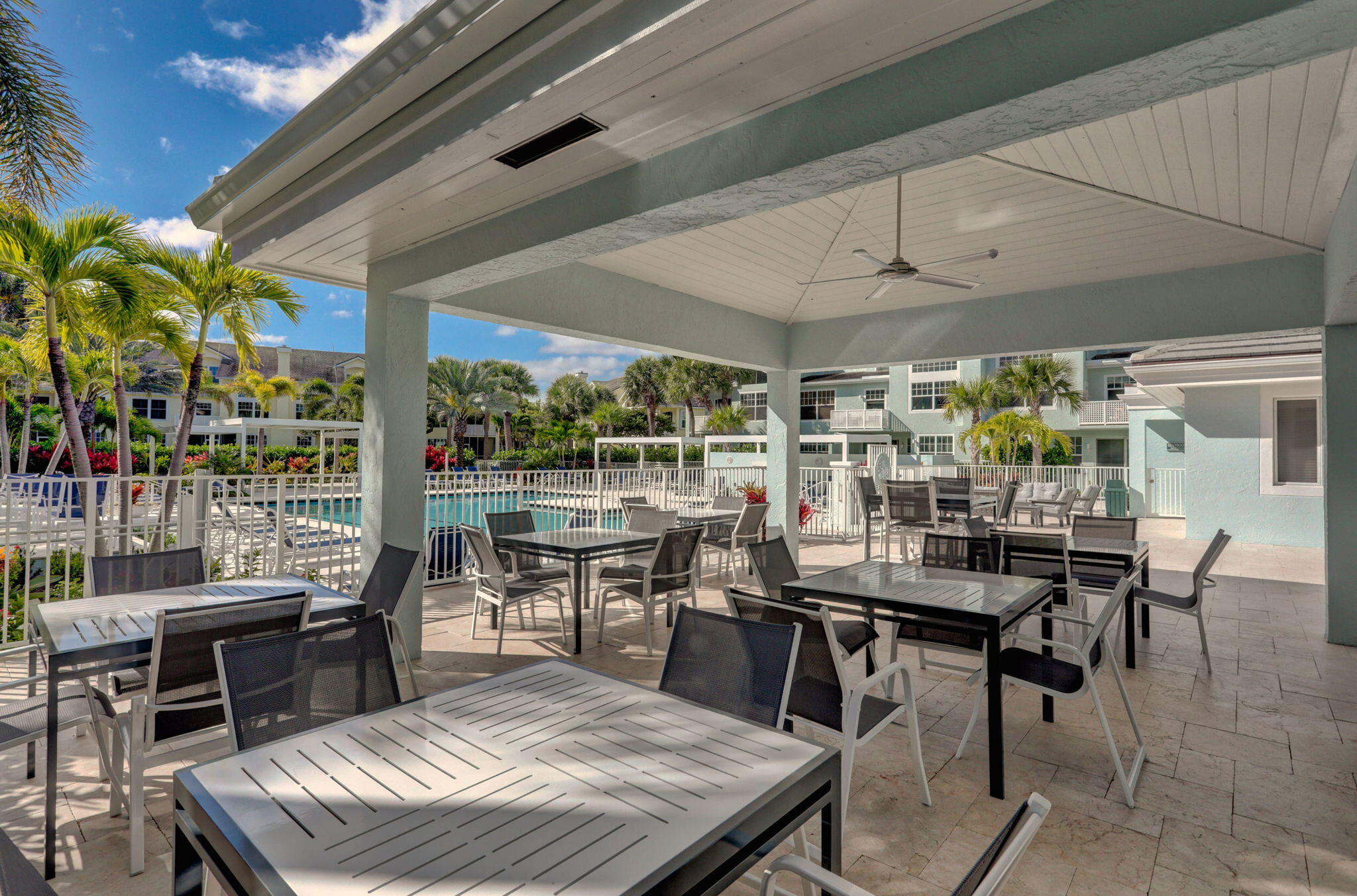 SEA COLONY 1 - Residential