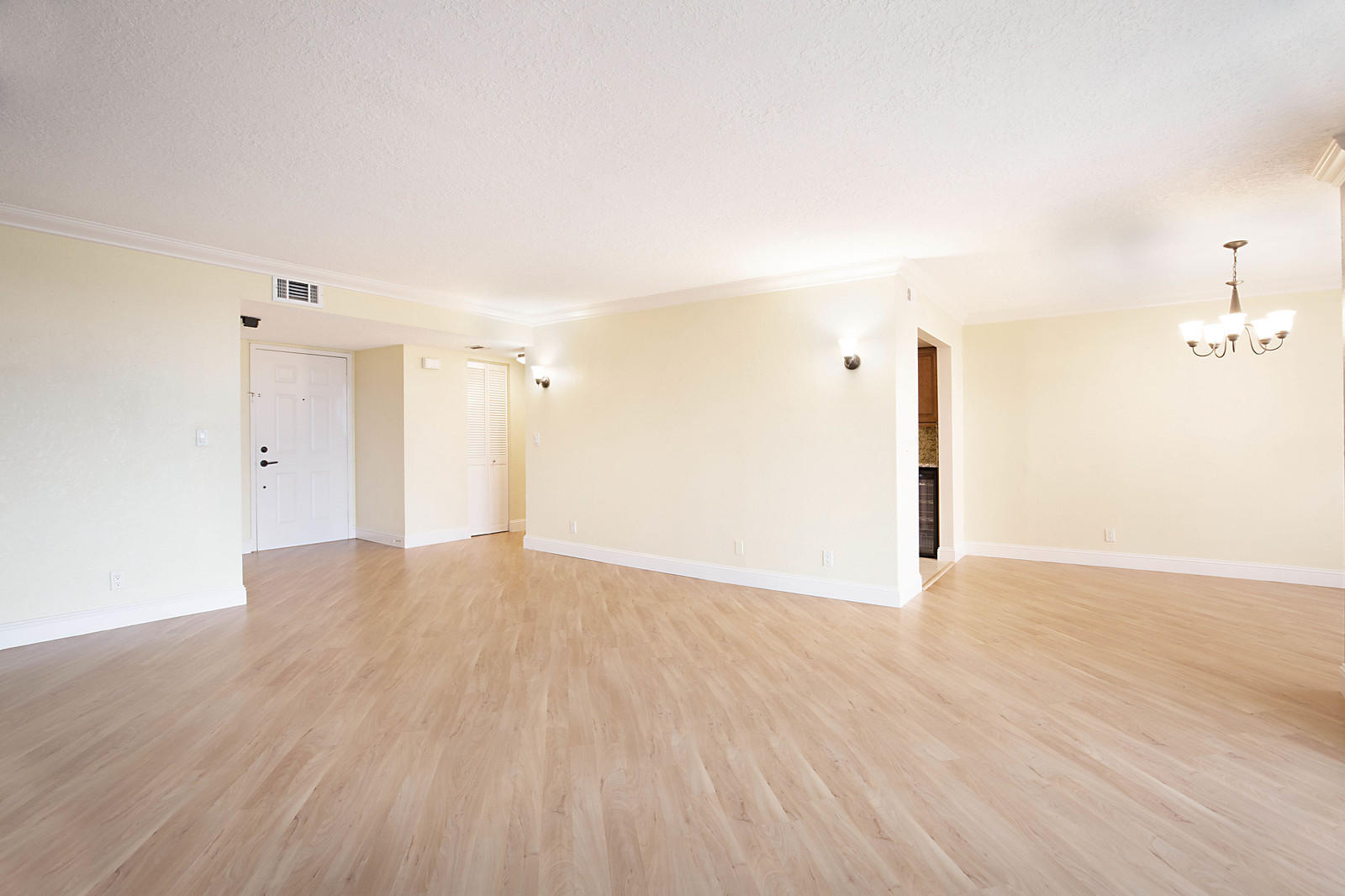 Porta Bella South - Residential Lease