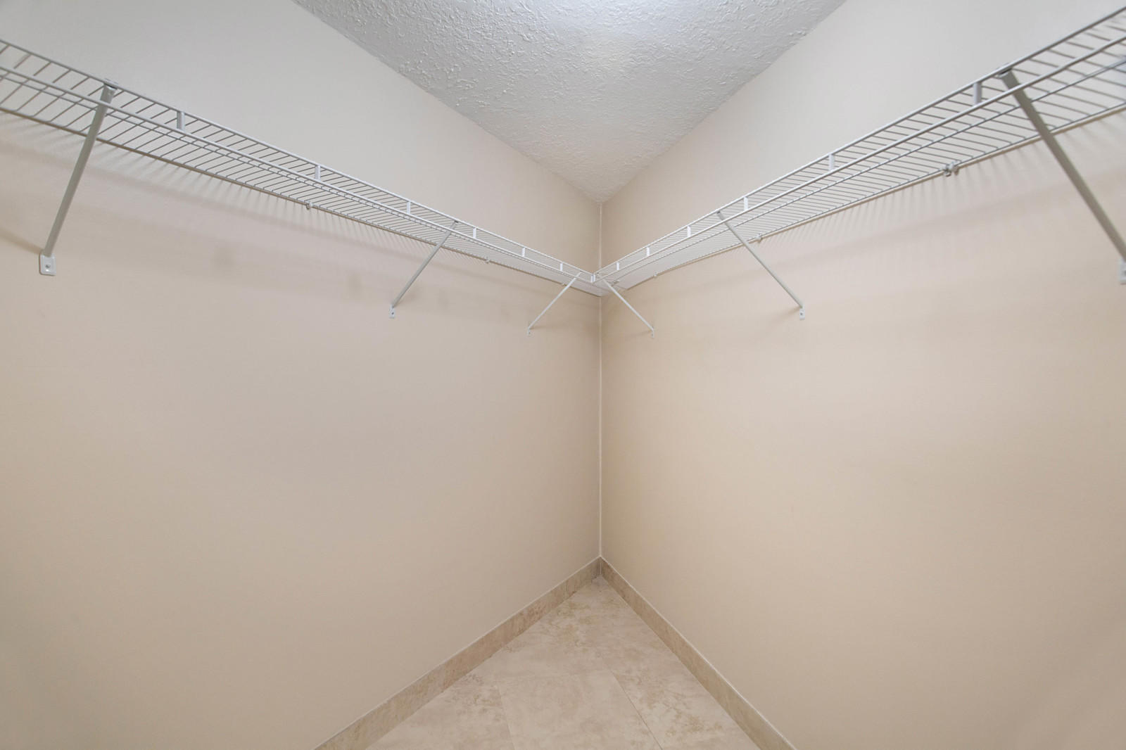 Porta Bella South - Residential Lease