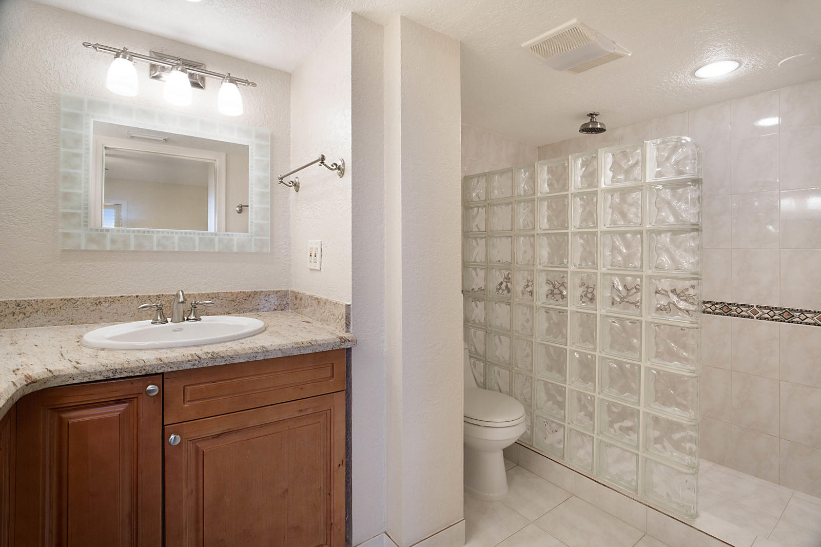 Porta Bella South - Residential Lease
