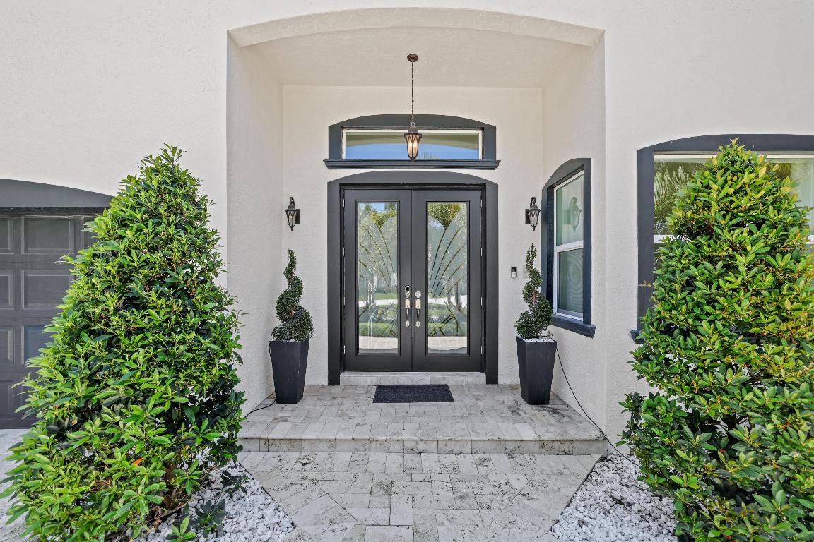 DELRAY BEACH SHORES - Residential