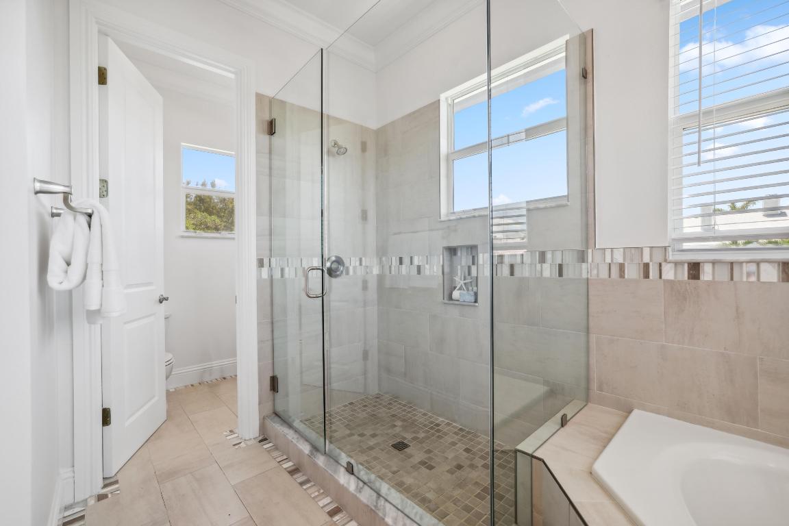 DELRAY BEACH SHORES - Residential