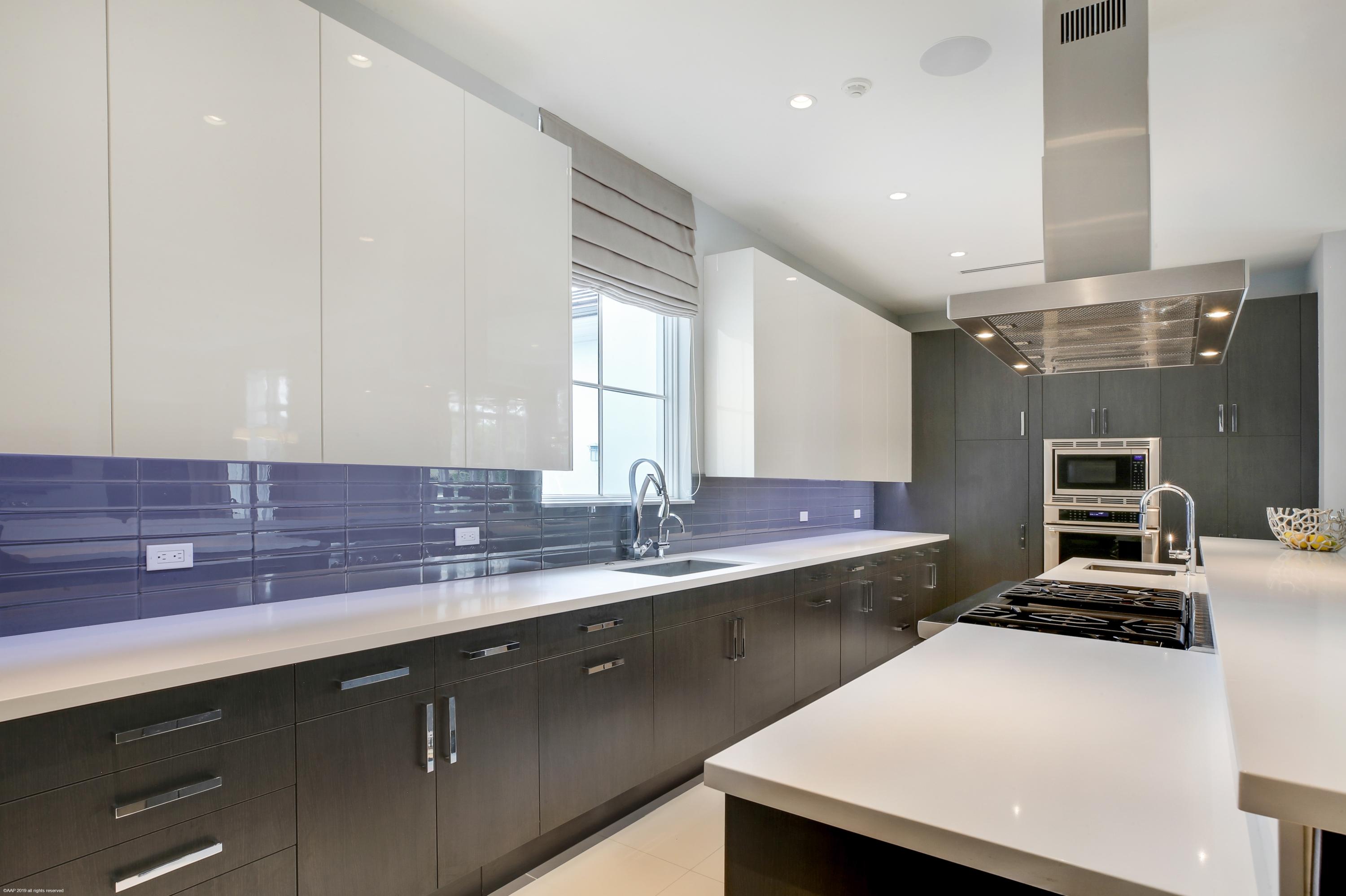 OLD PALM - Residential