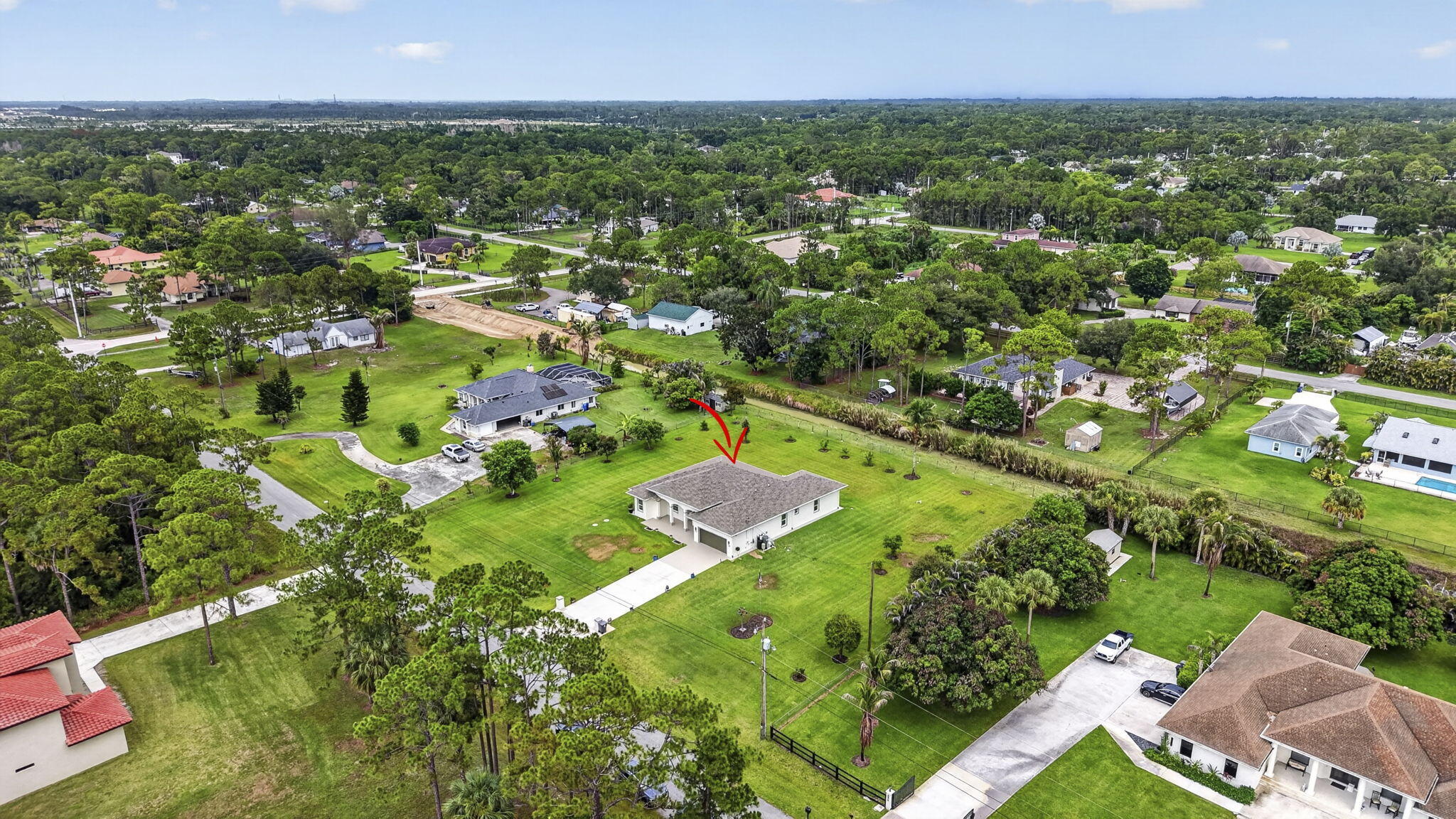 18-42-41~ N 269 FT OF S 4622.55 FT OF W 209 FT - Residential