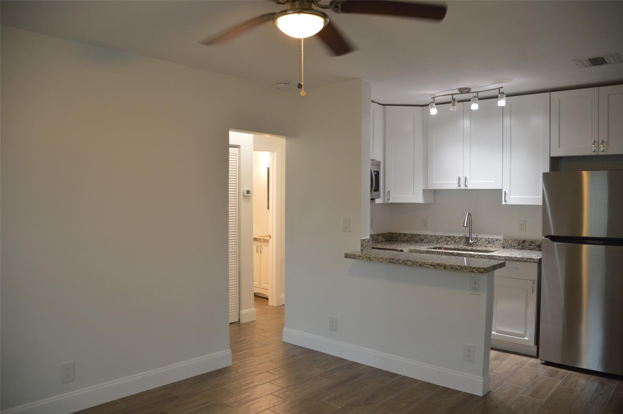 DIXIE PARK - Residential Lease