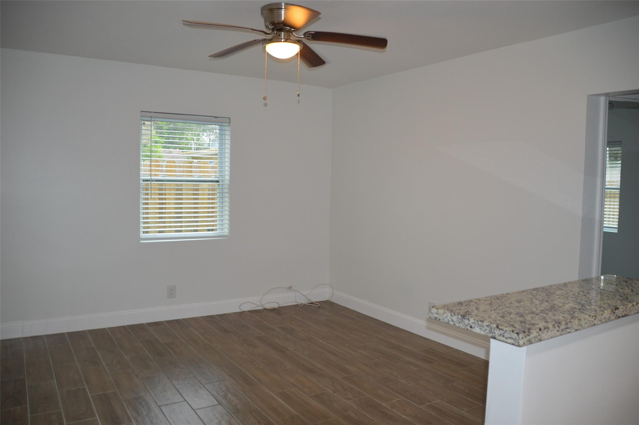 DIXIE PARK - Residential Lease