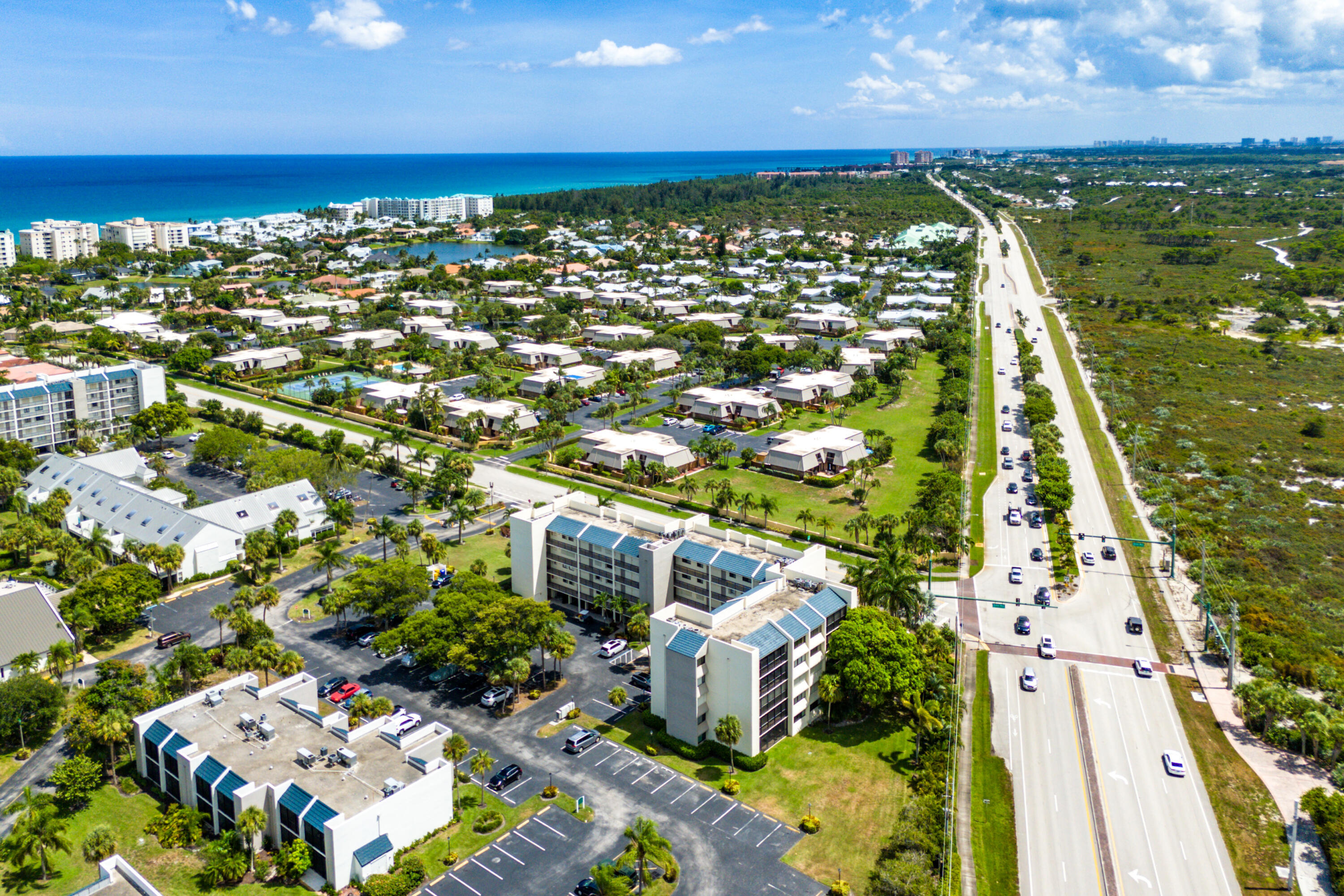 JUPITER OCEAN AND RACQUET CLUB - Residential