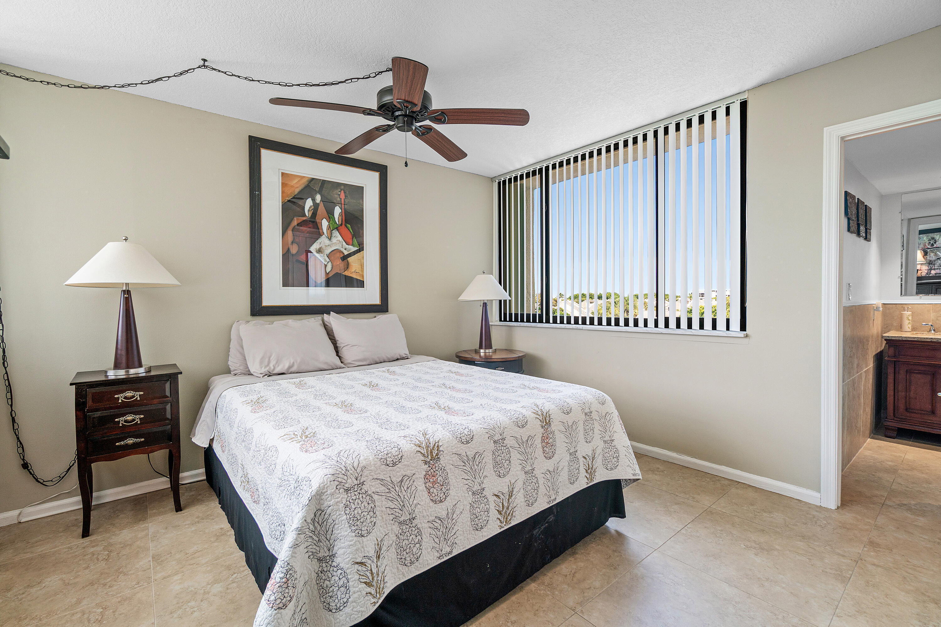JUPITER OCEAN AND RACQUET CLUB - Residential