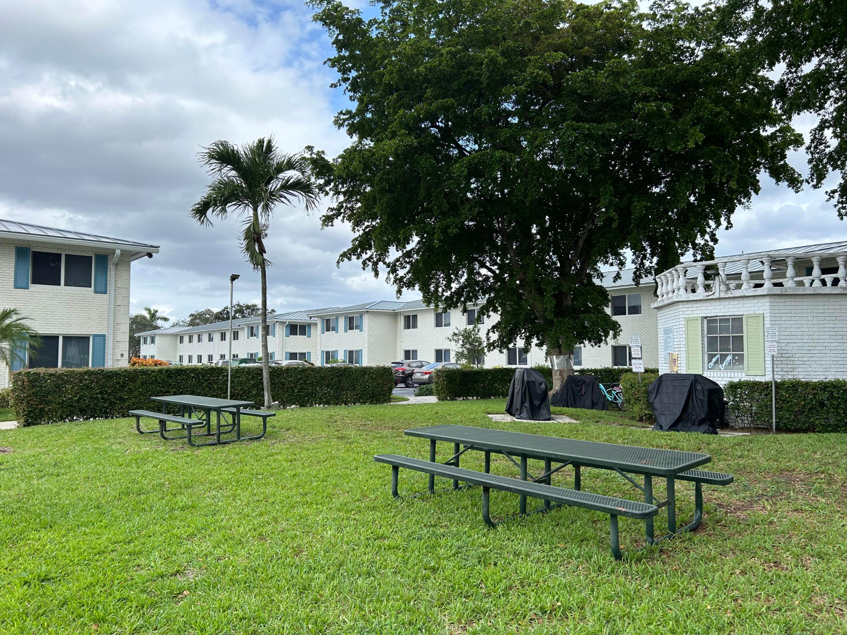 GEORGIAN COURT APTS CO-OP - Residential Lease