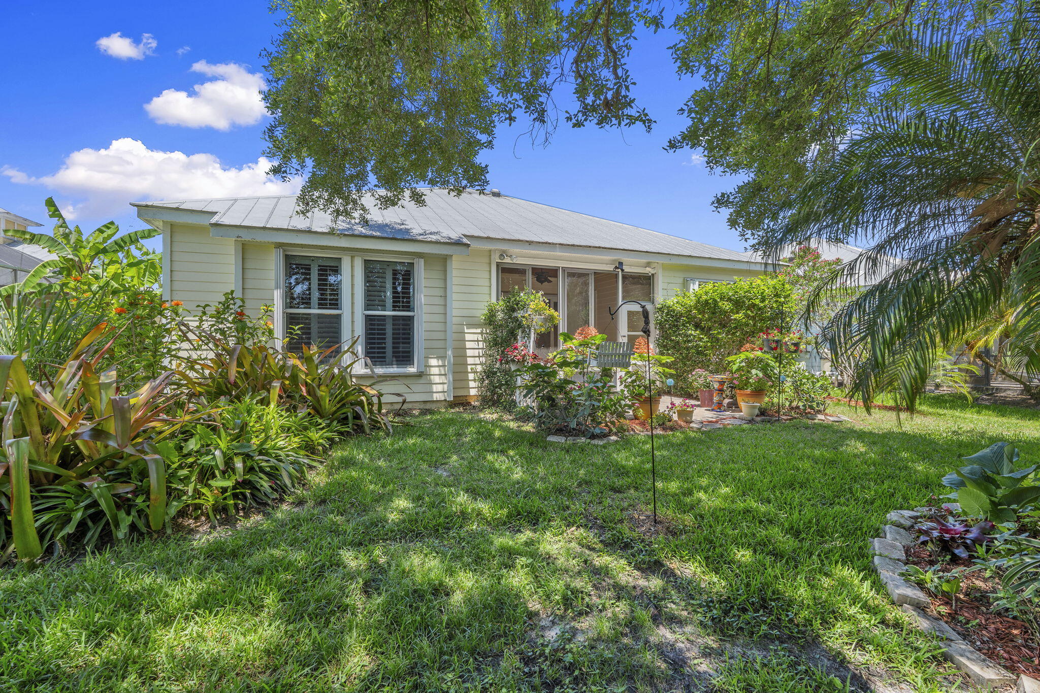 RIVER PLACE ON THE ST LUCIE NO 6 - Residential