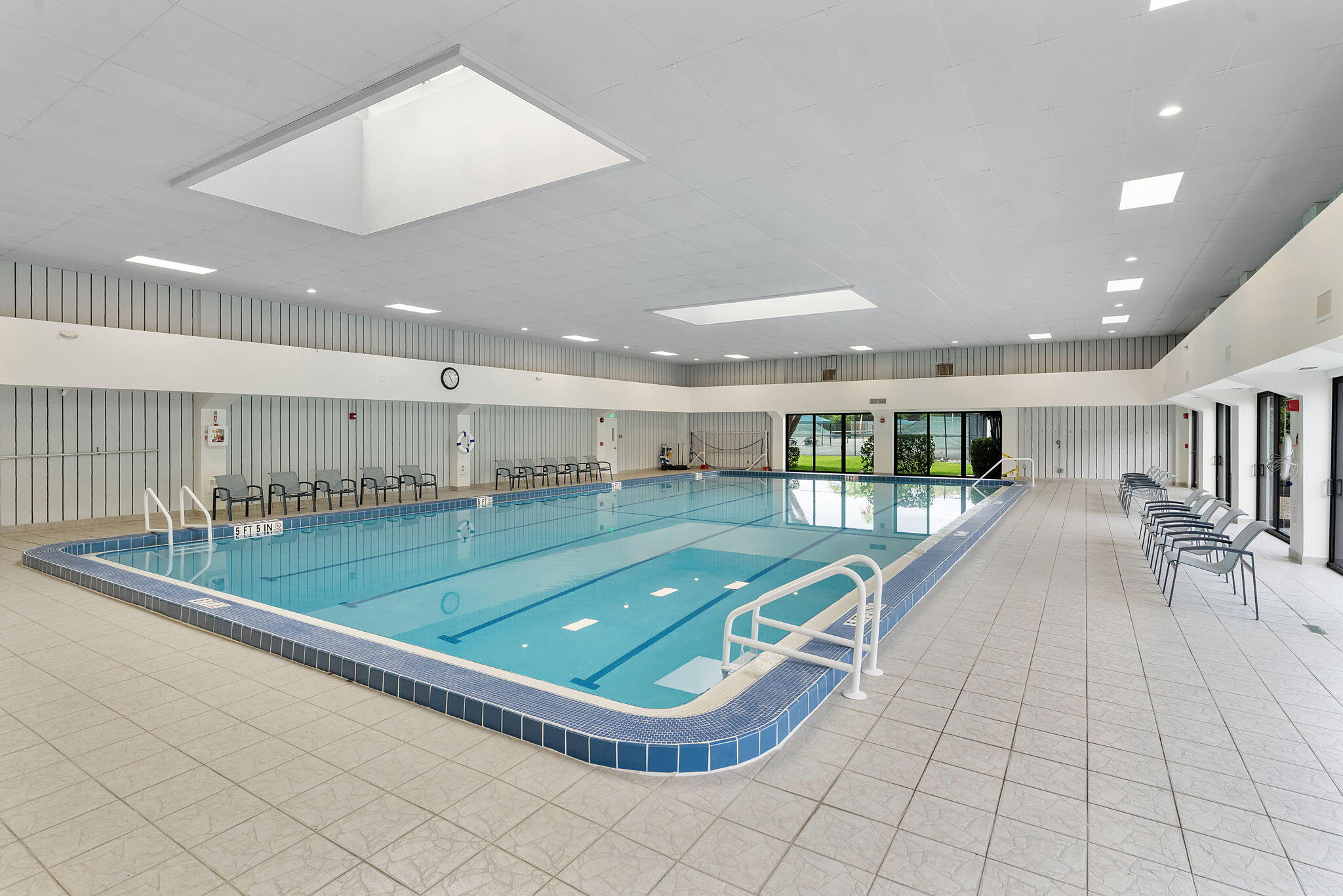 HUNTINGTON LAKES SEC FIVE CONDOS - Residential Lease