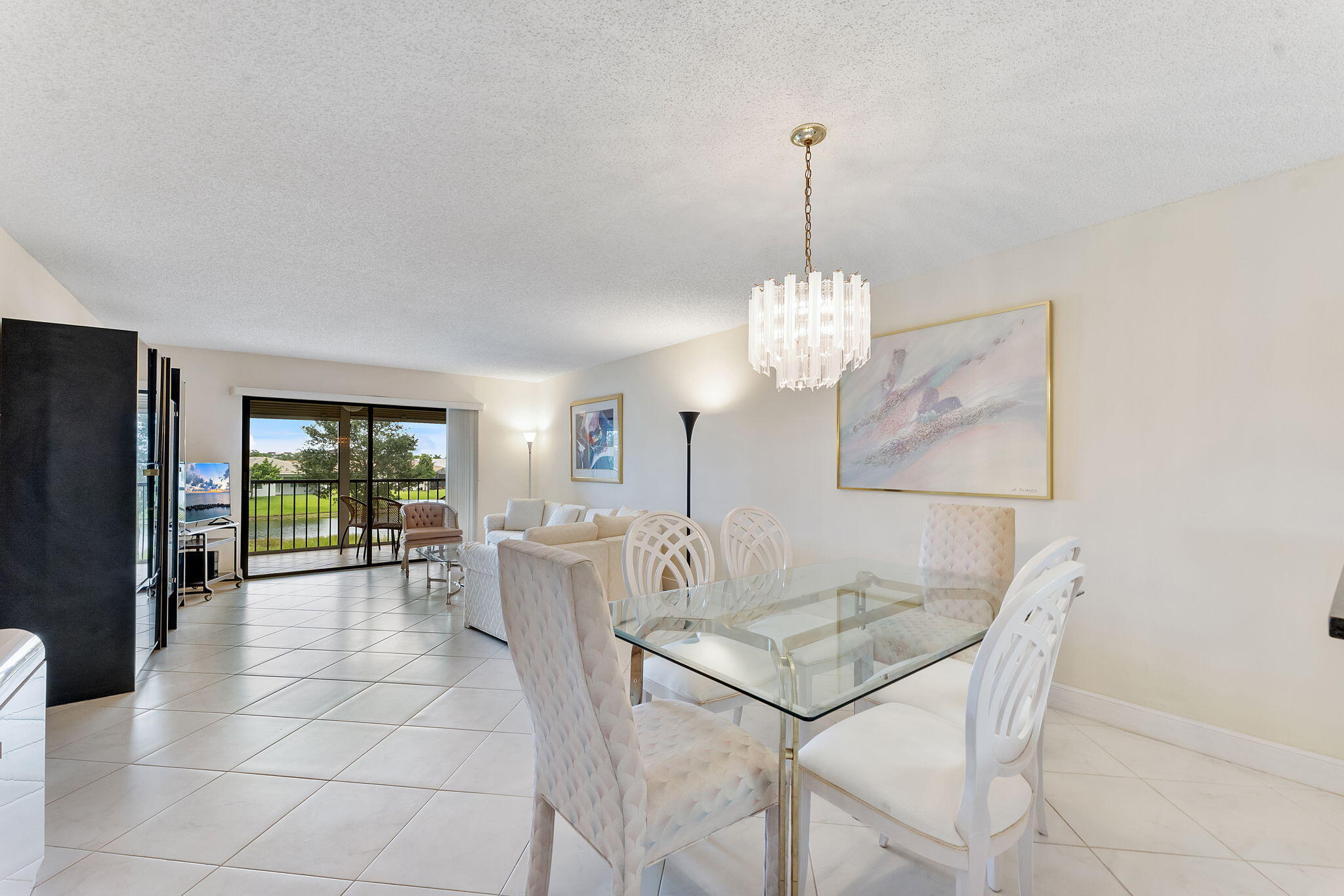 HUNTINGTON LAKES SEC FIVE CONDOS - Residential Lease