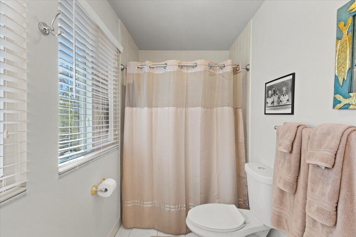 PLUM AT BOCA POINTE CONDOS ONE THRU 15 FILED IN OR - Residential