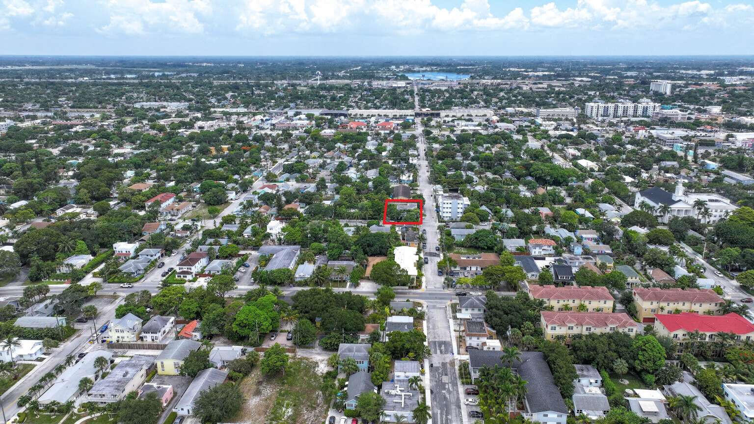 LAKE WORTH TOWN OF - Residential Income