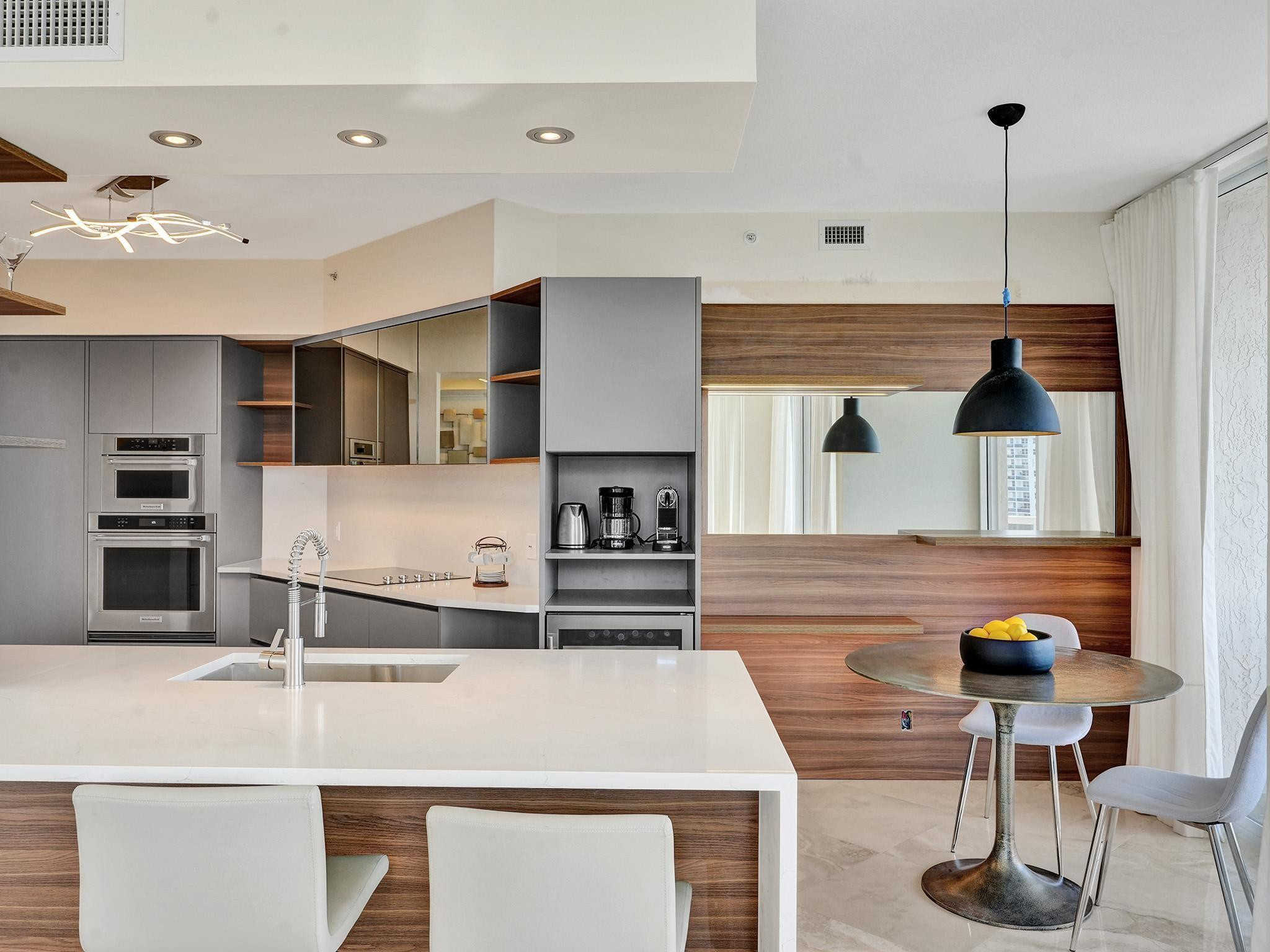 LHERMITAGE  CONDOMINIUMS - Residential