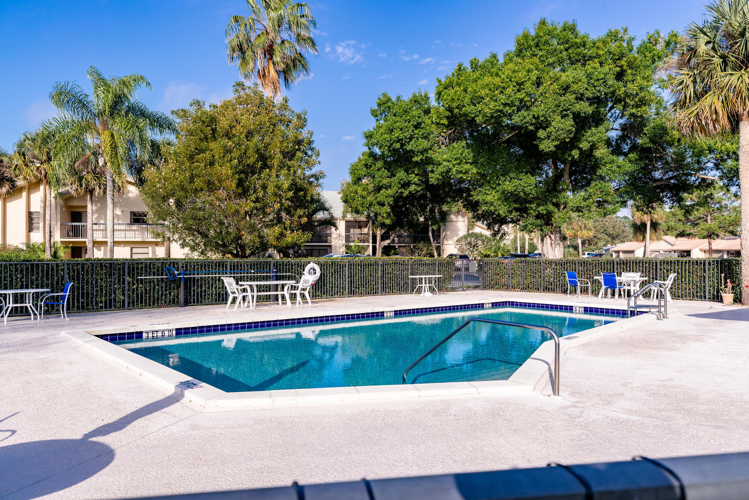 QUAIL RUN VILLAGE (PATTIO RIZZO PLAZA) - Residential