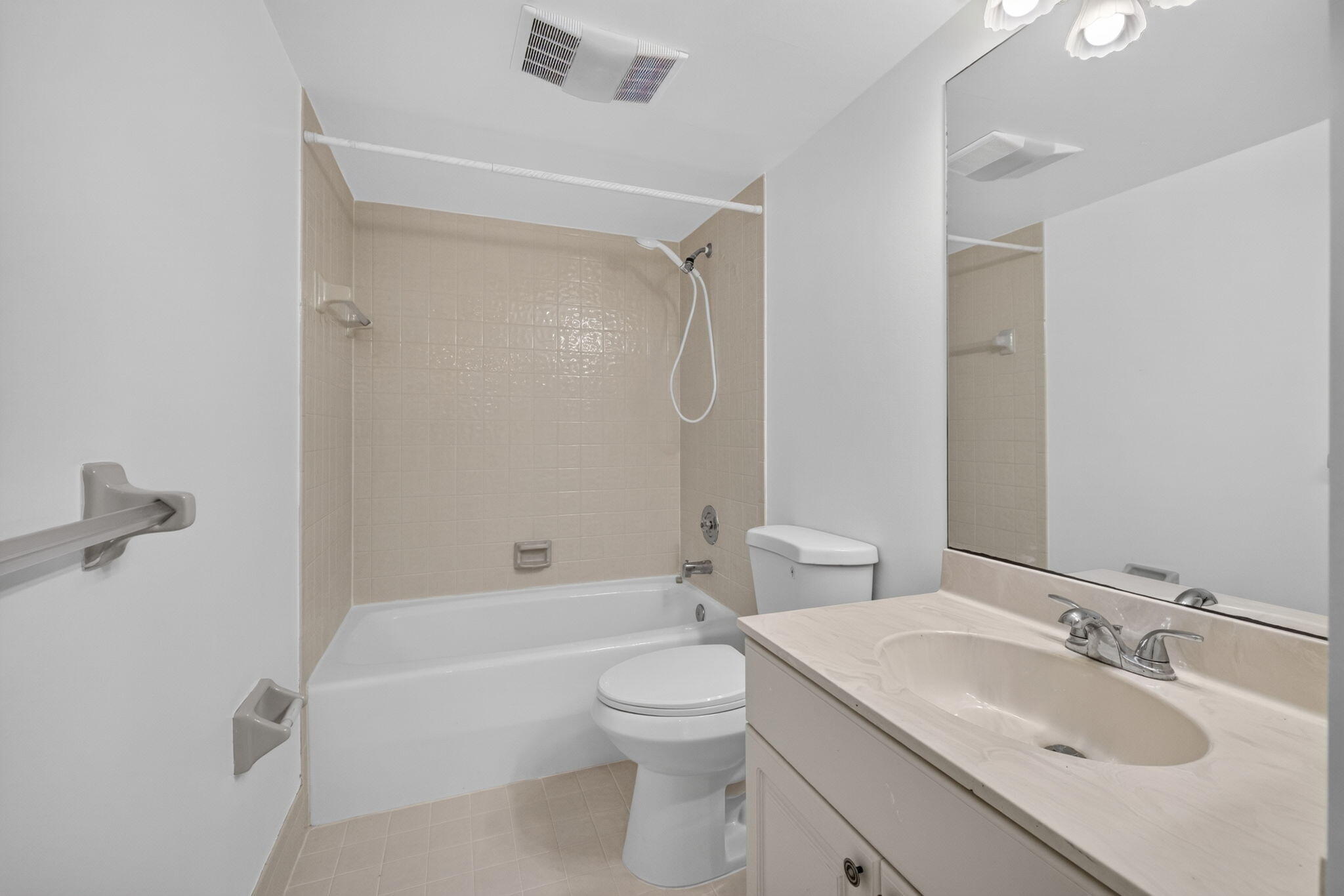 QUAIL RUN VILLAGE (PATTIO RIZZO PLAZA) - Residential