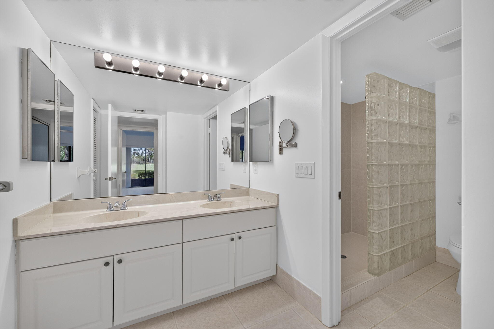 QUAIL RUN VILLAGE (PATTIO RIZZO PLAZA) - Residential