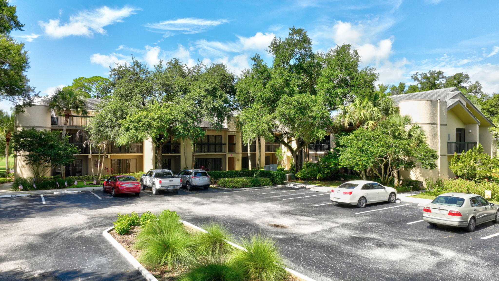 QUAIL RUN VILLAGE (PATTIO RIZZO PLAZA) - Residential