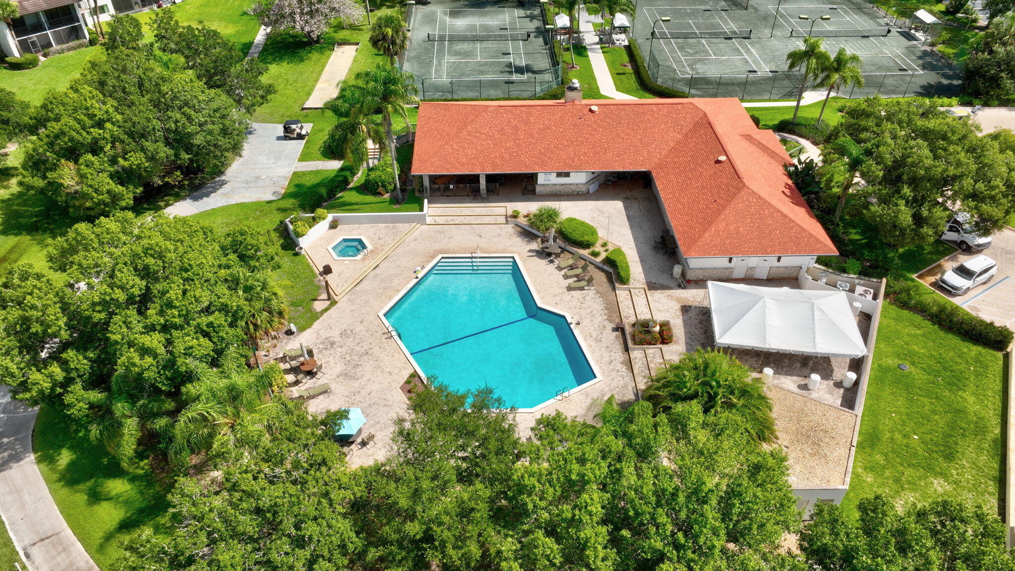QUAIL RUN VILLAGE (PATTIO RIZZO PLAZA) - Residential