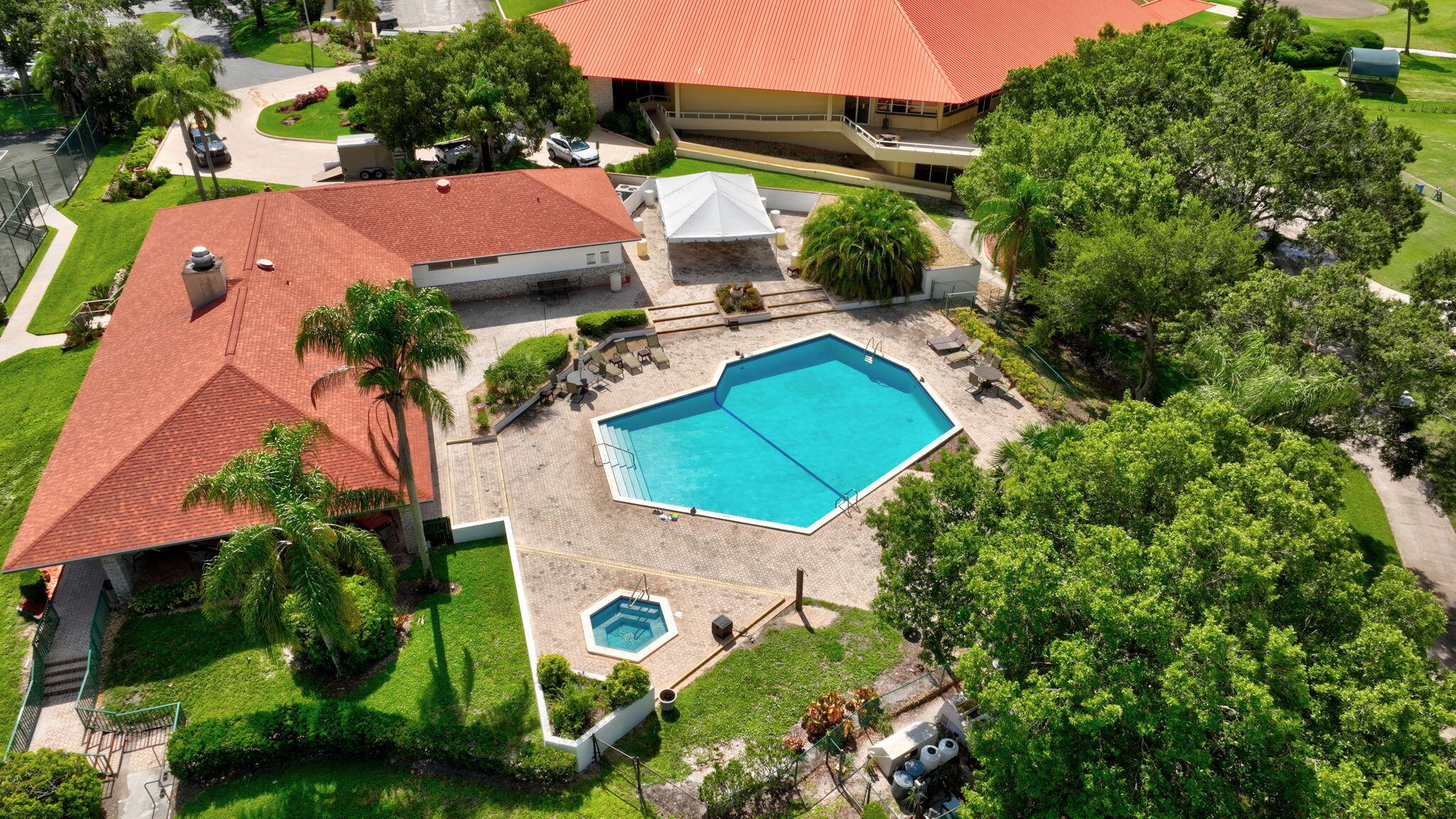 QUAIL RUN VILLAGE (PATTIO RIZZO PLAZA) - Residential