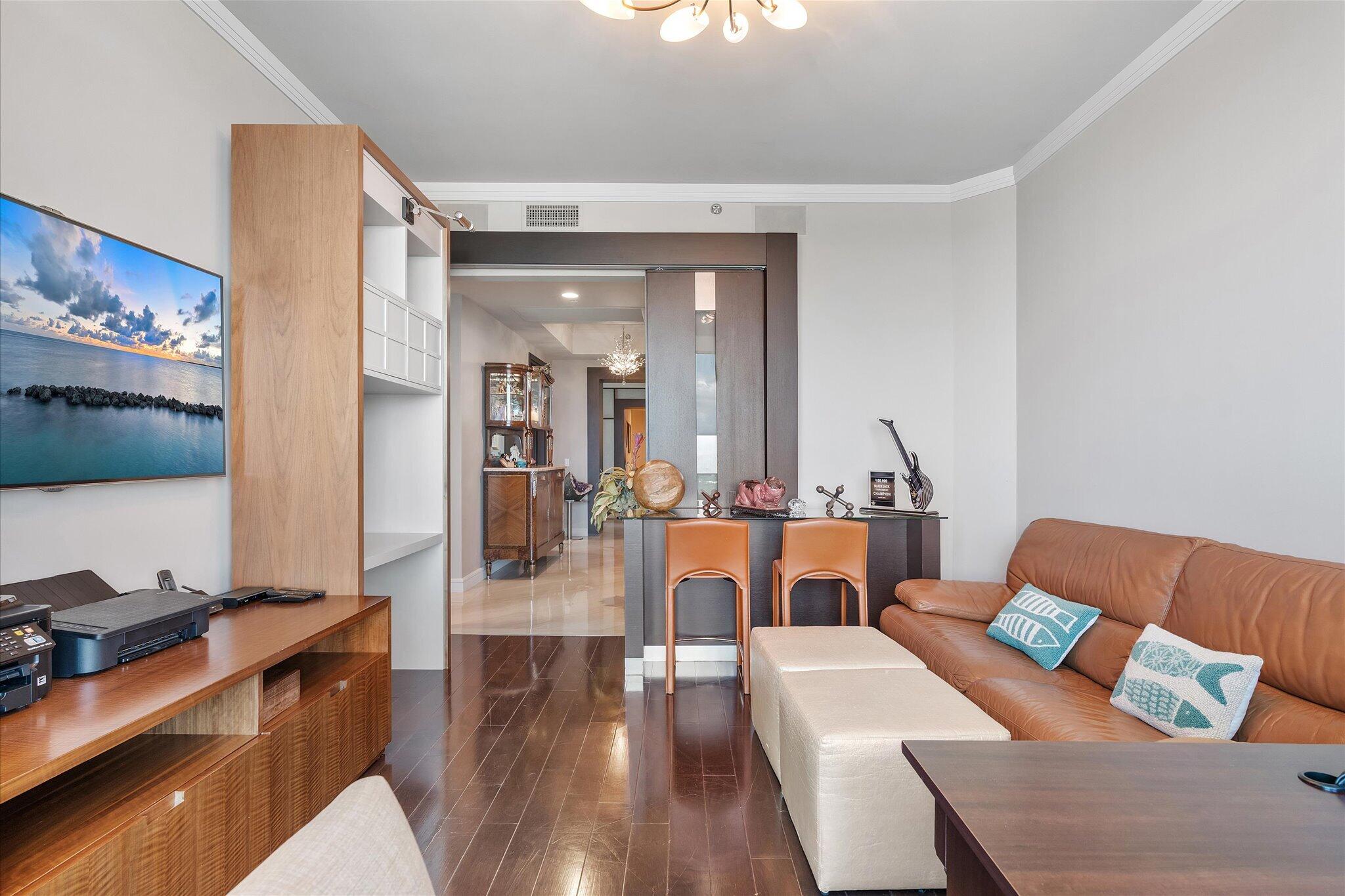 2711 HOLLYWOOD BEACH CONDO - Residential
