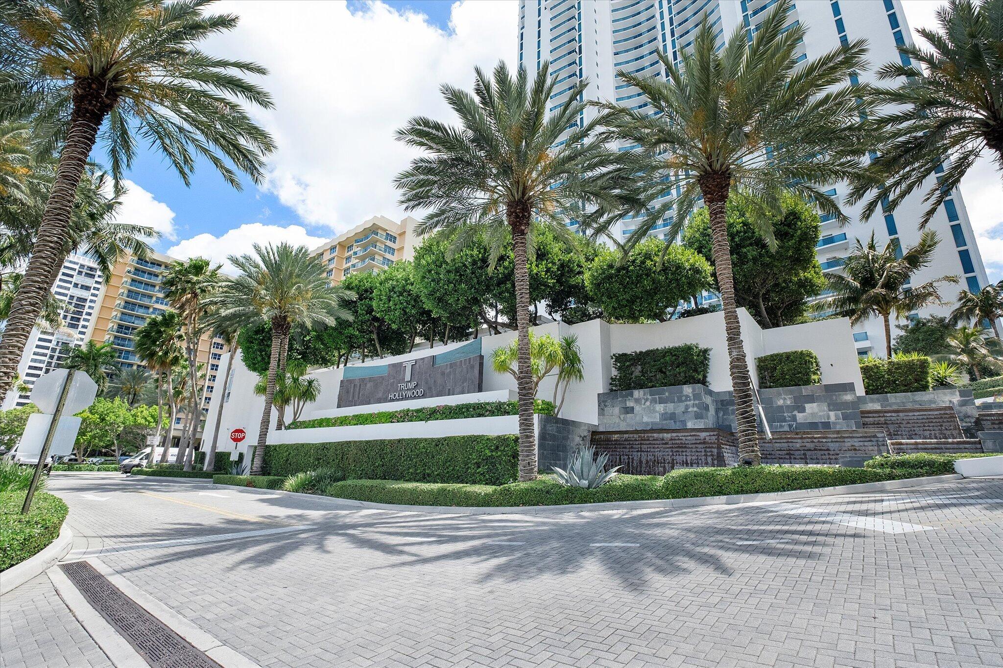 2711 HOLLYWOOD BEACH CONDO - Residential