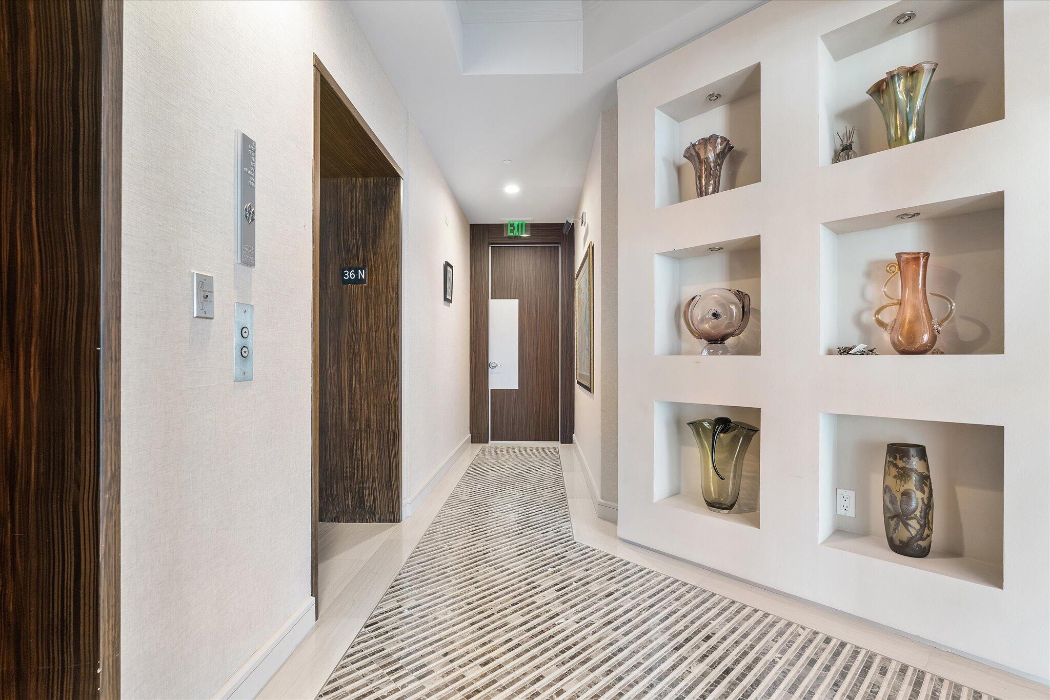 2711 HOLLYWOOD BEACH CONDO - Residential