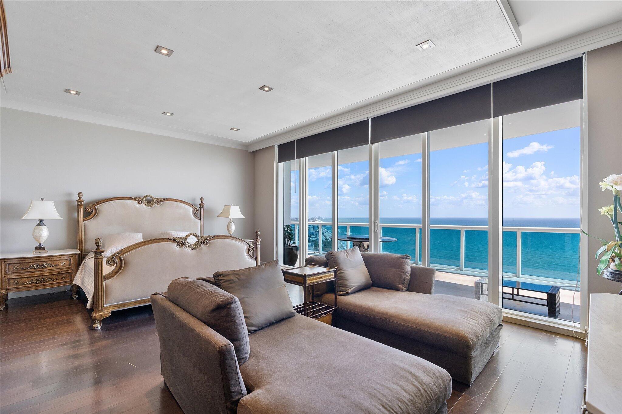 2711 HOLLYWOOD BEACH CONDO - Residential