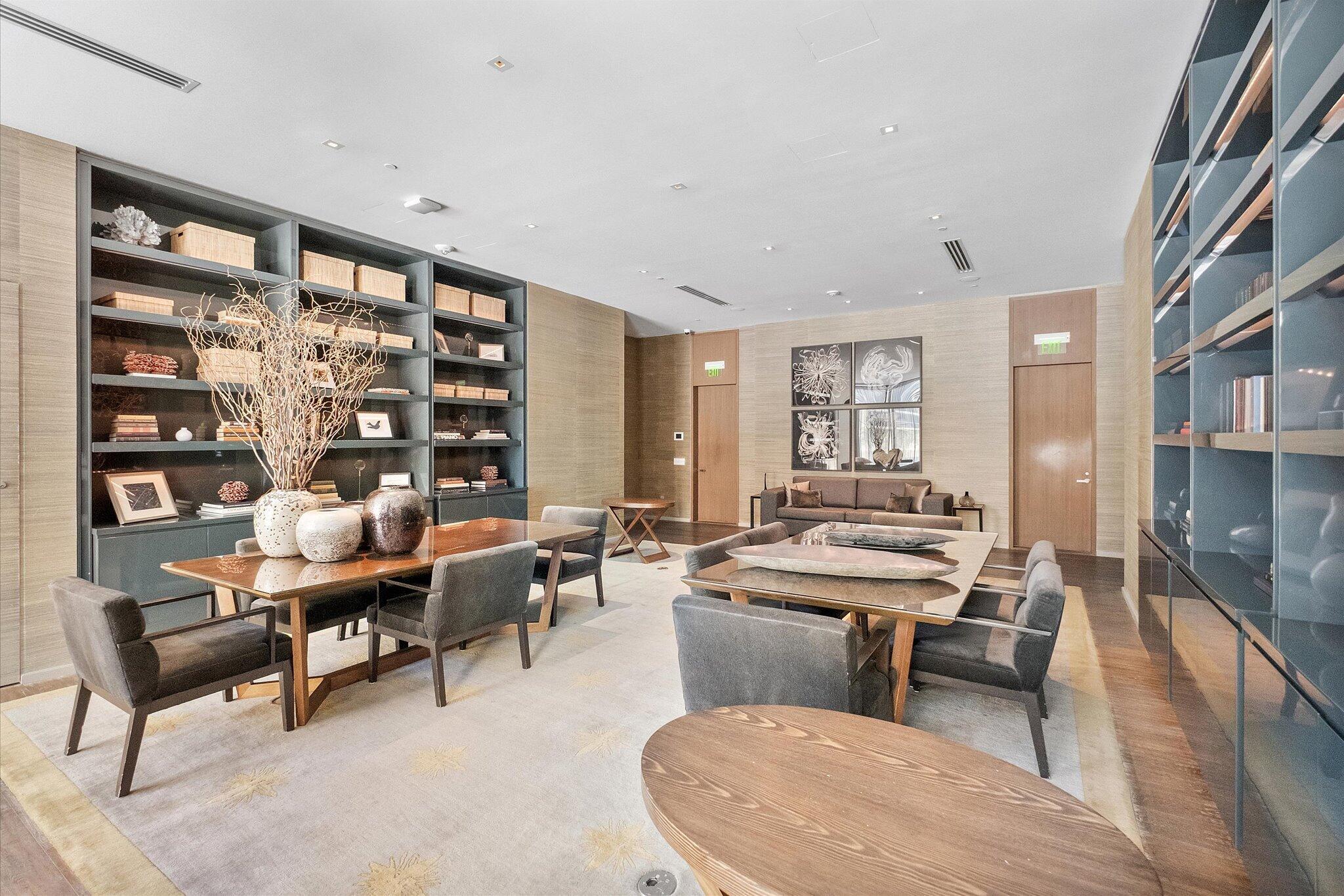 2711 HOLLYWOOD BEACH CONDO - Residential