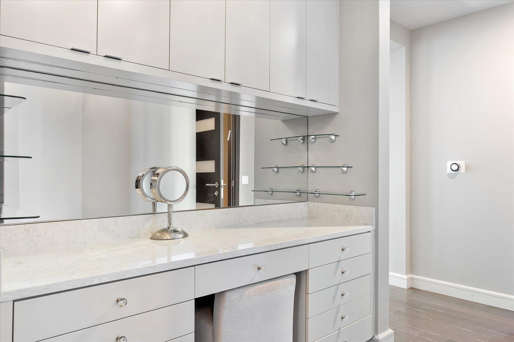 2711 HOLLYWOOD BEACH CONDO - Residential