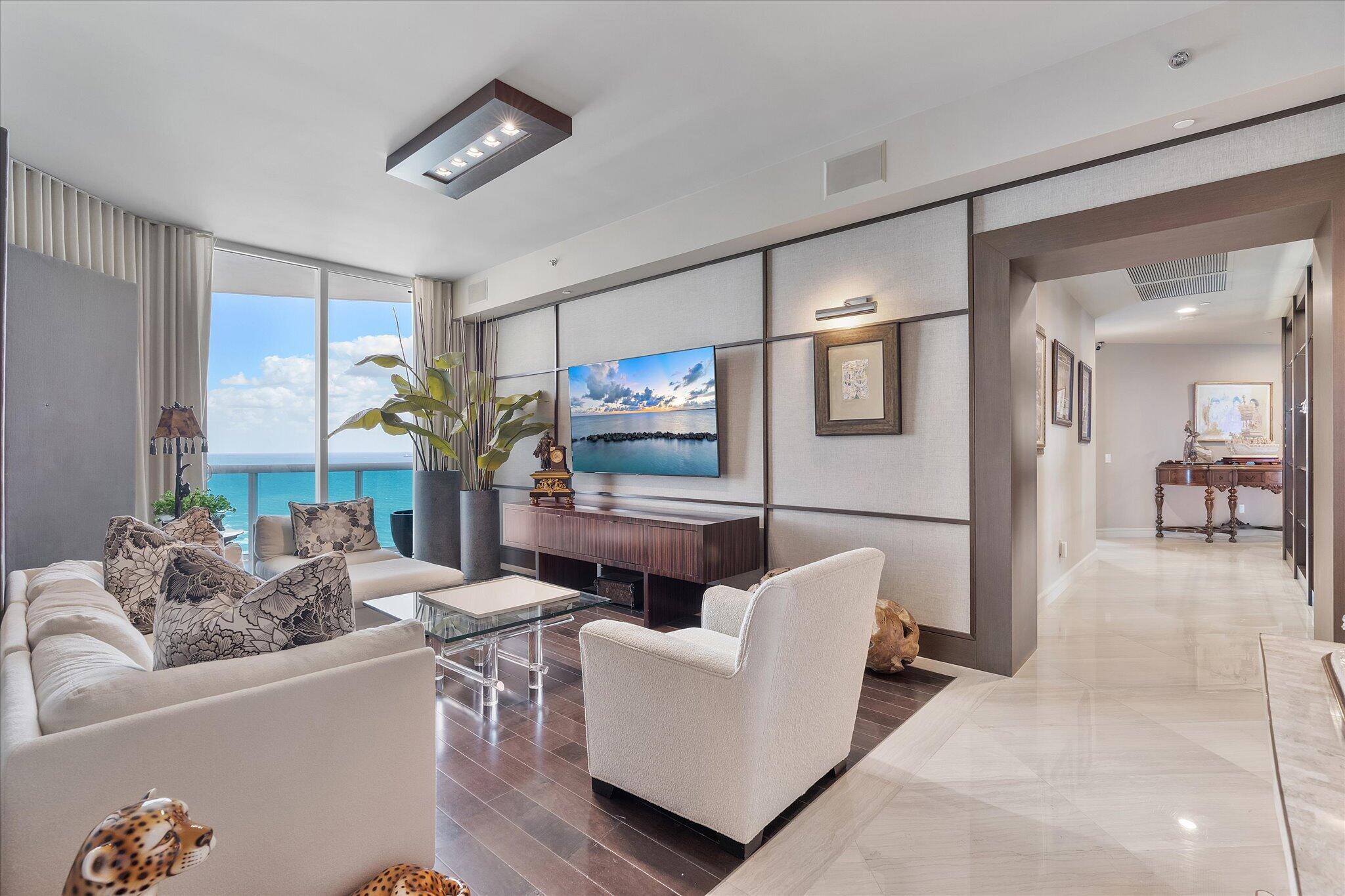 2711 HOLLYWOOD BEACH CONDO - Residential