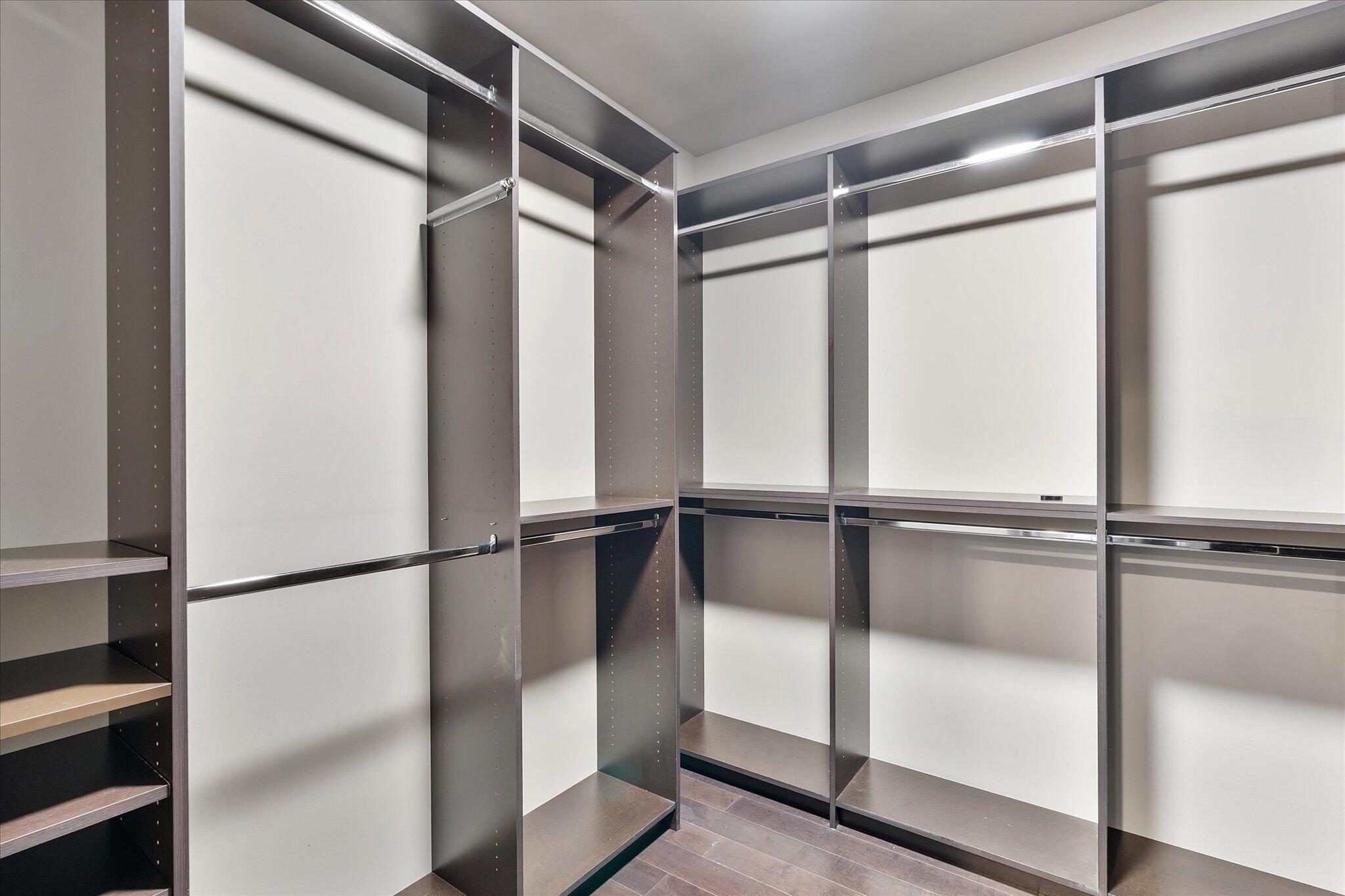 2711 HOLLYWOOD BEACH CONDO - Residential