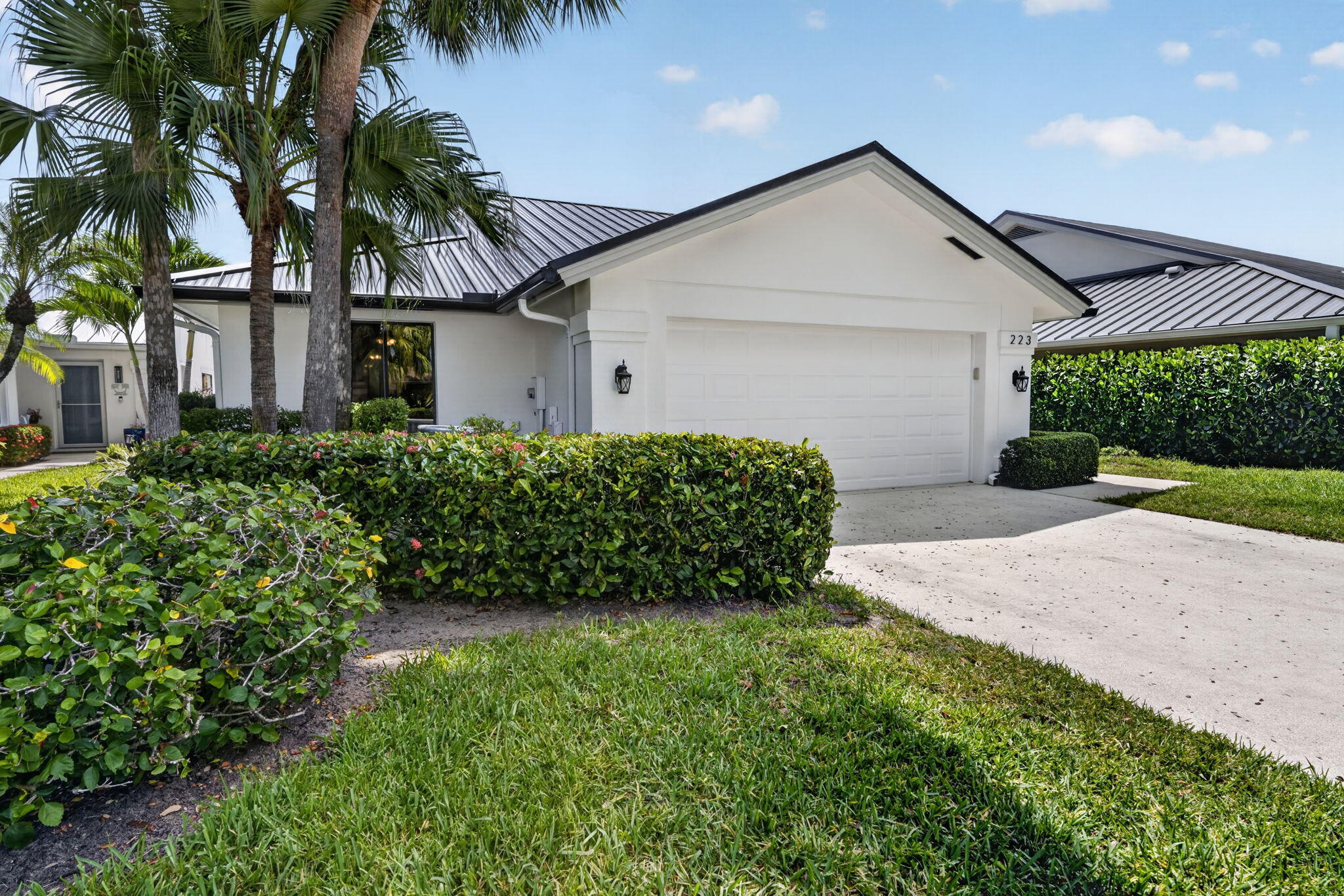RIVER - Residential Lease